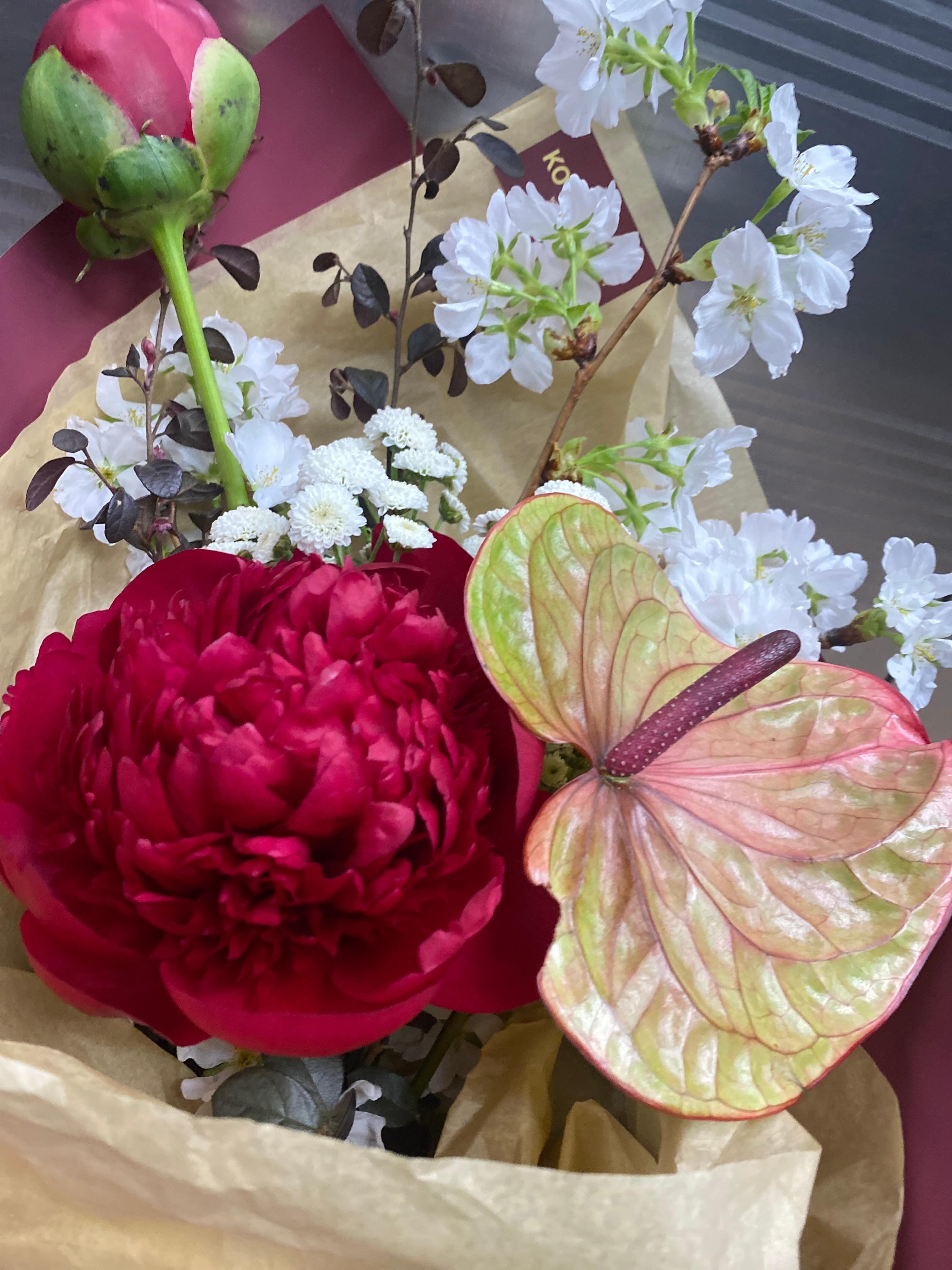 Rose Nam 호스트