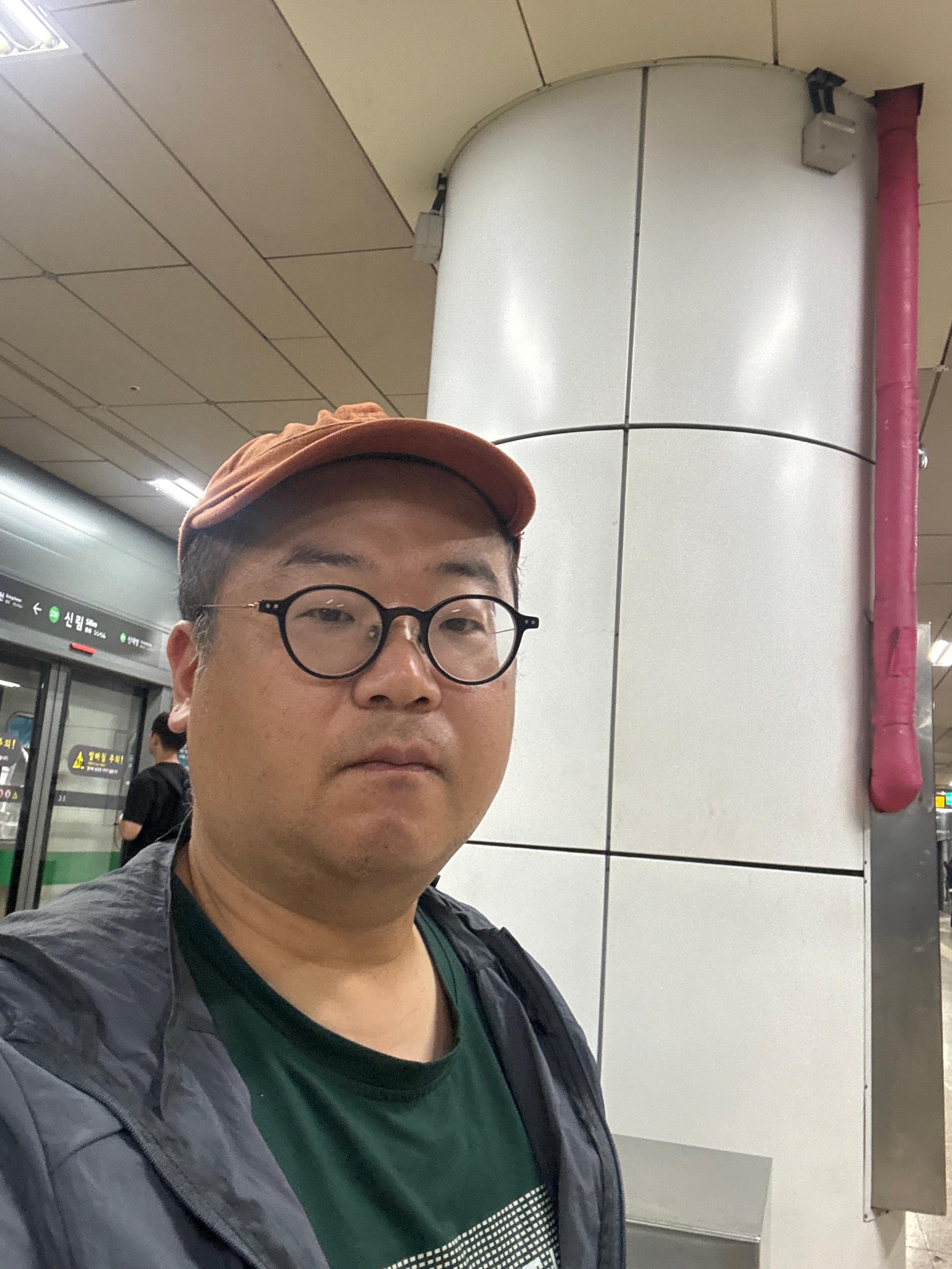 윤태원 호스트