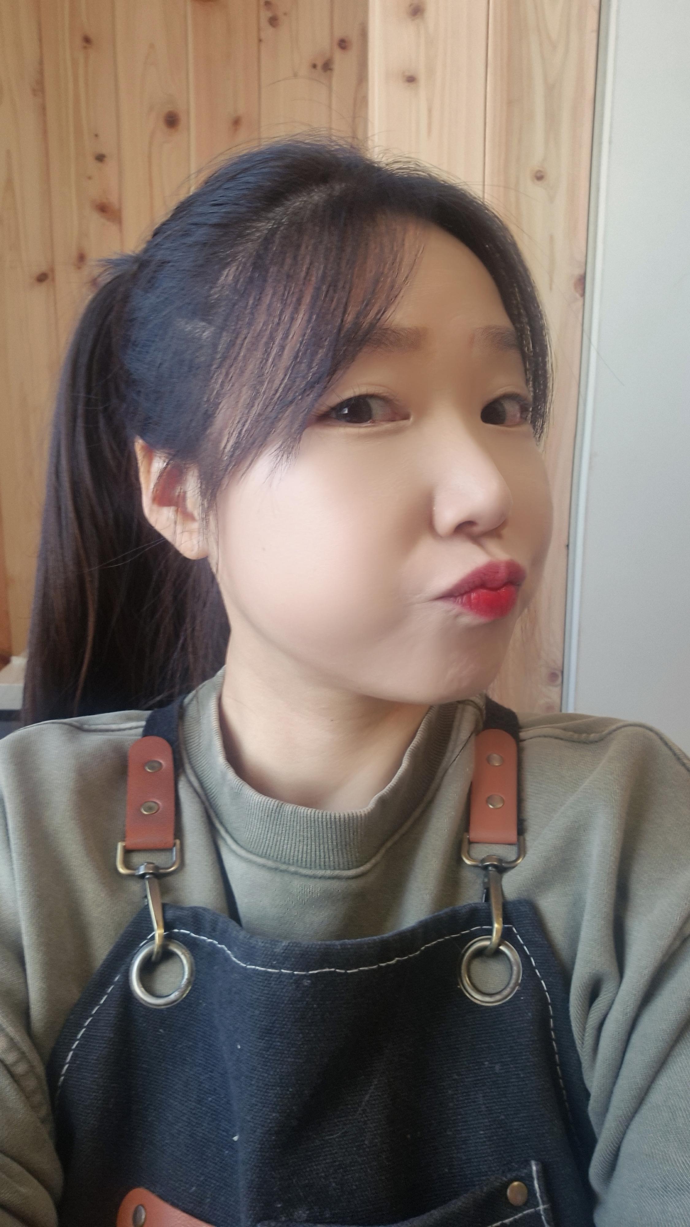 꽁지멘토 호스트