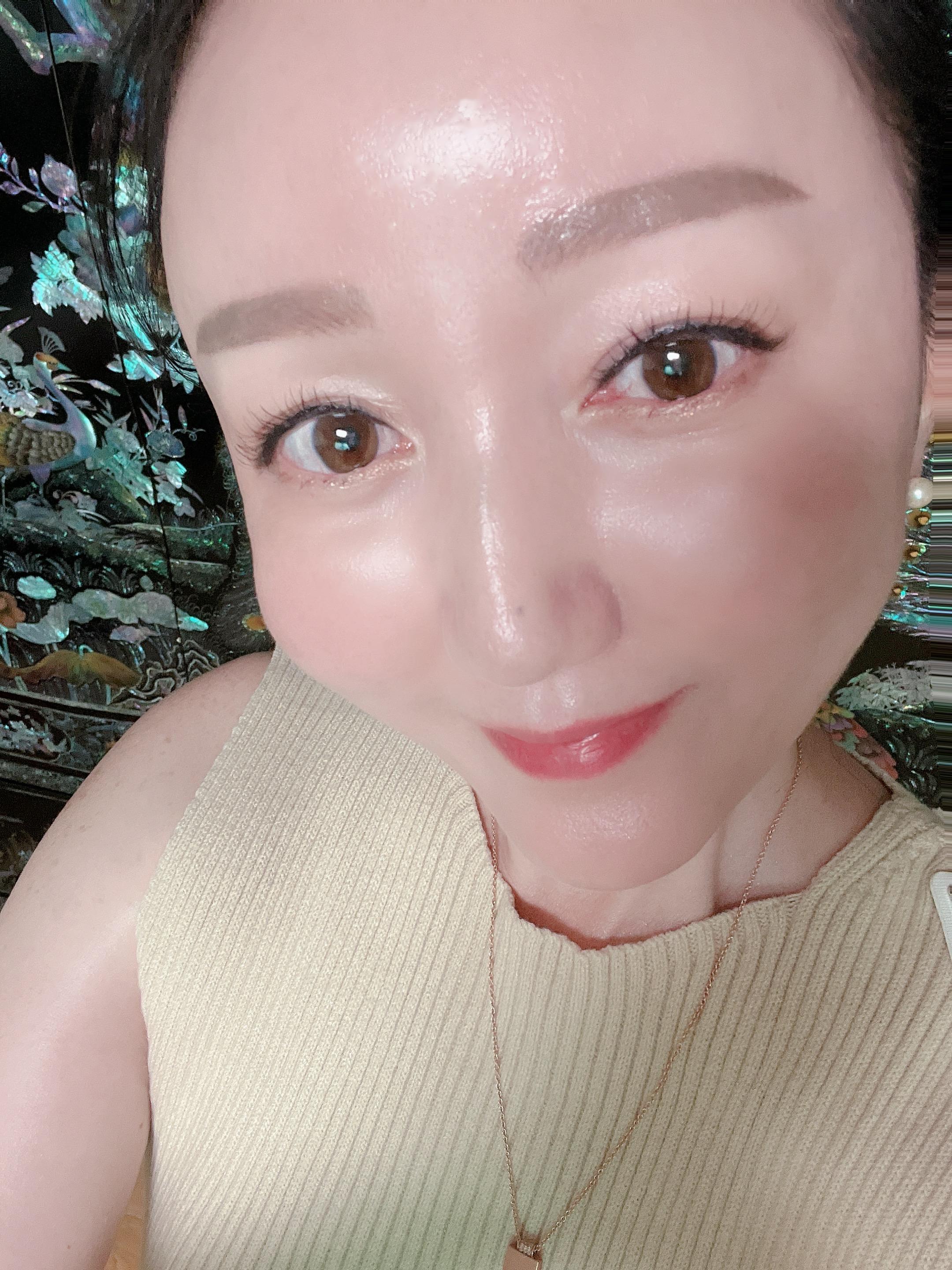 이시은 호스트
