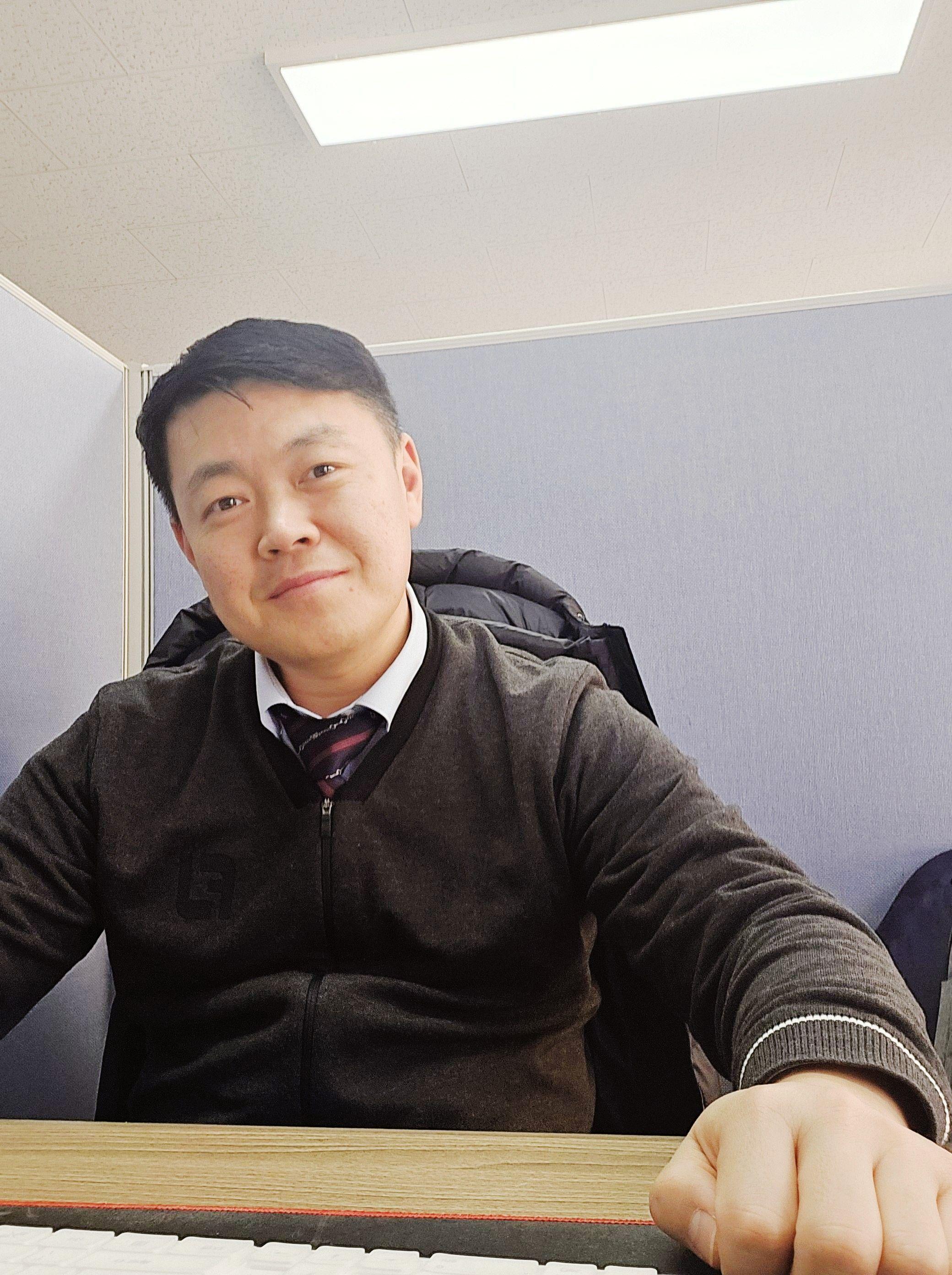 한경규 호스트