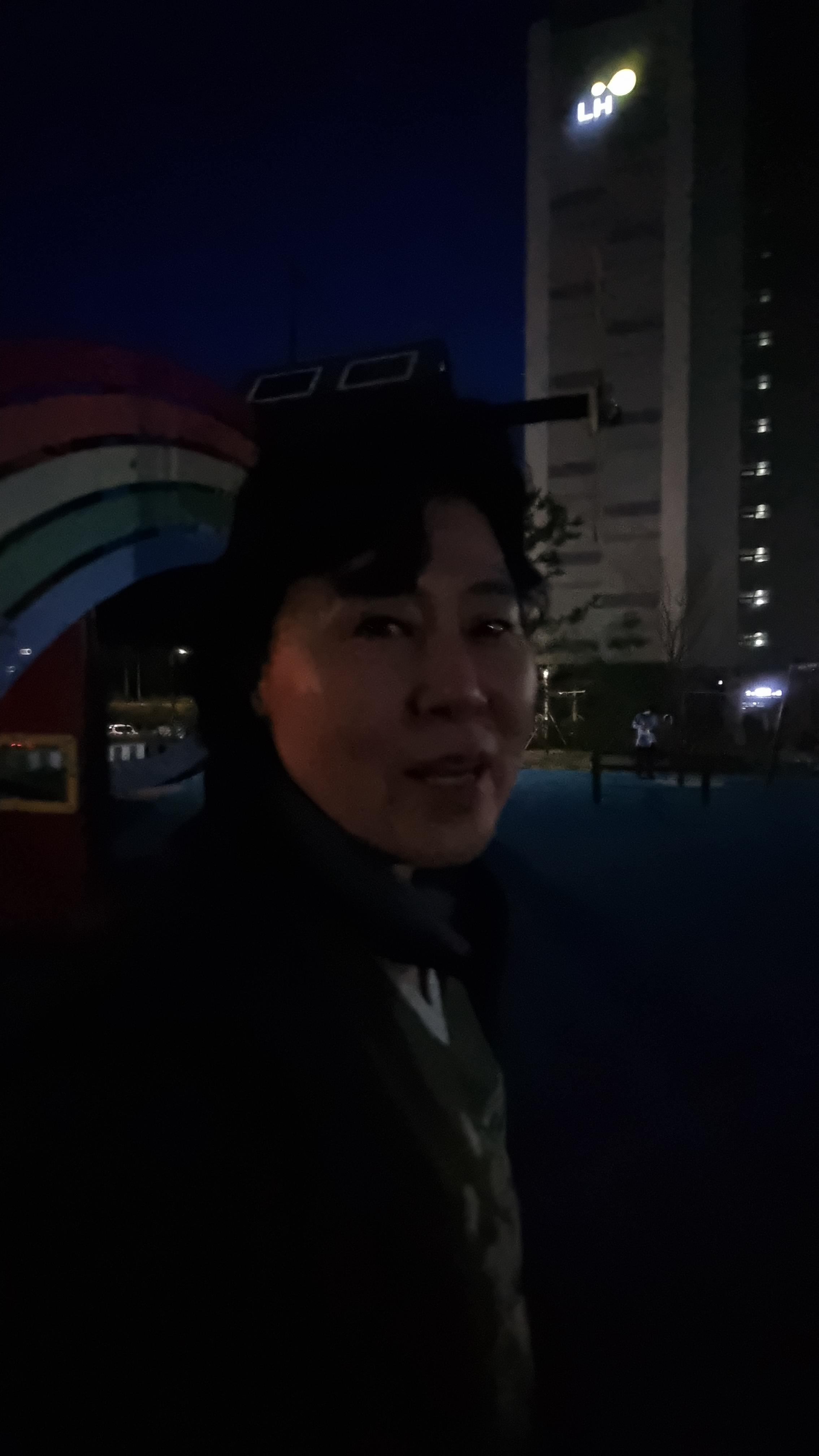 오수현 호스트