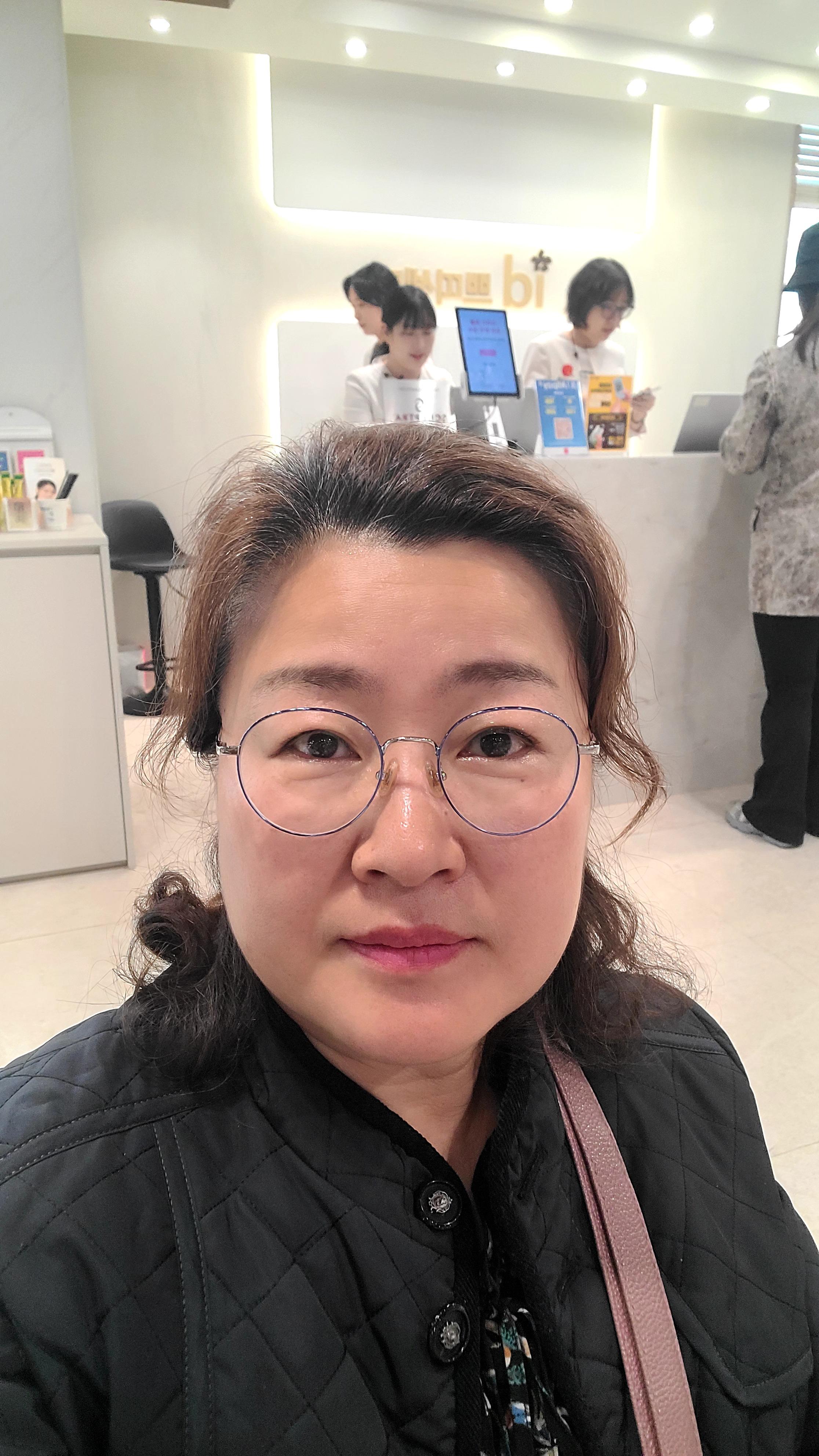 박기온 호스트
