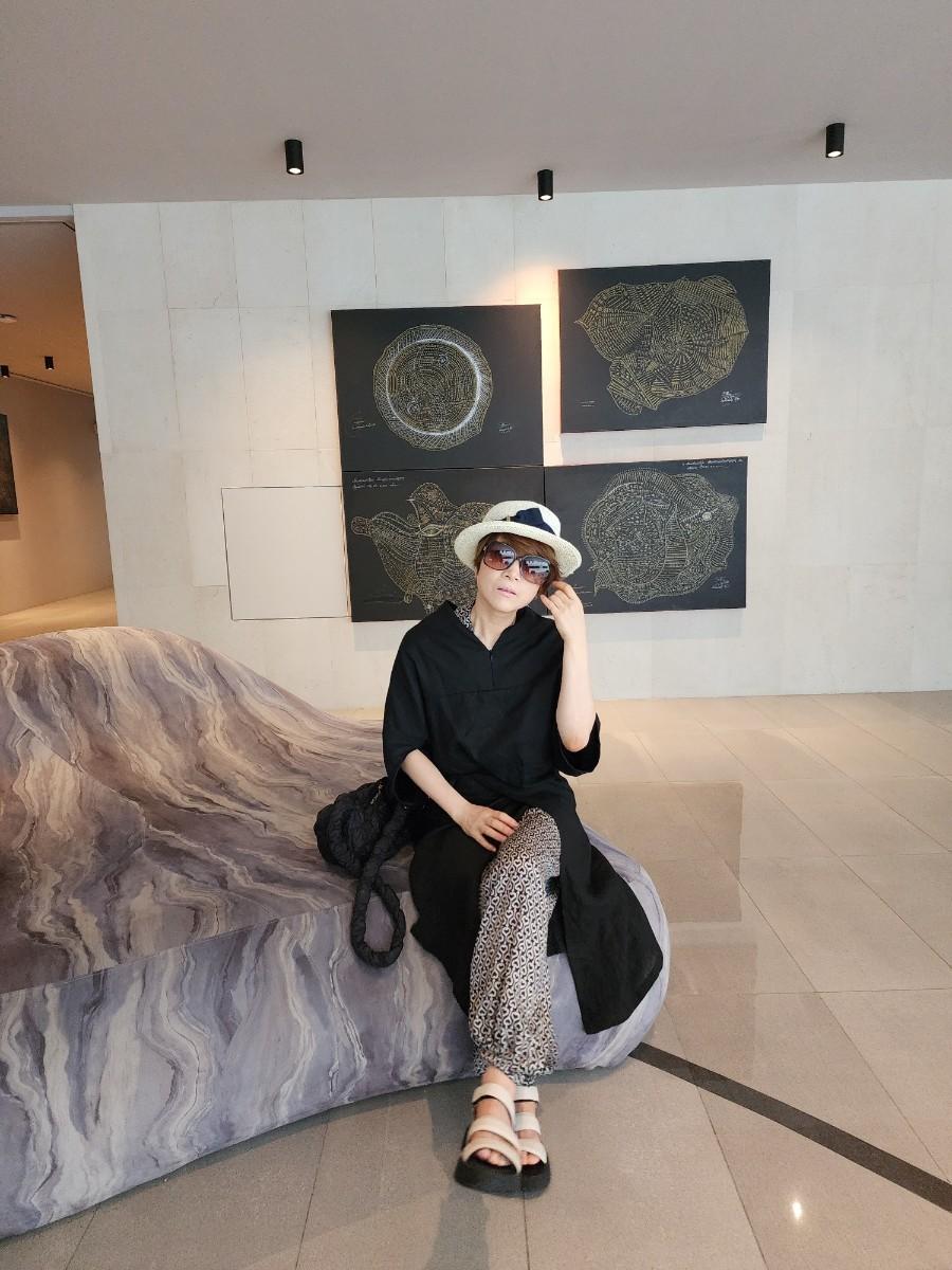 조은현 호스트