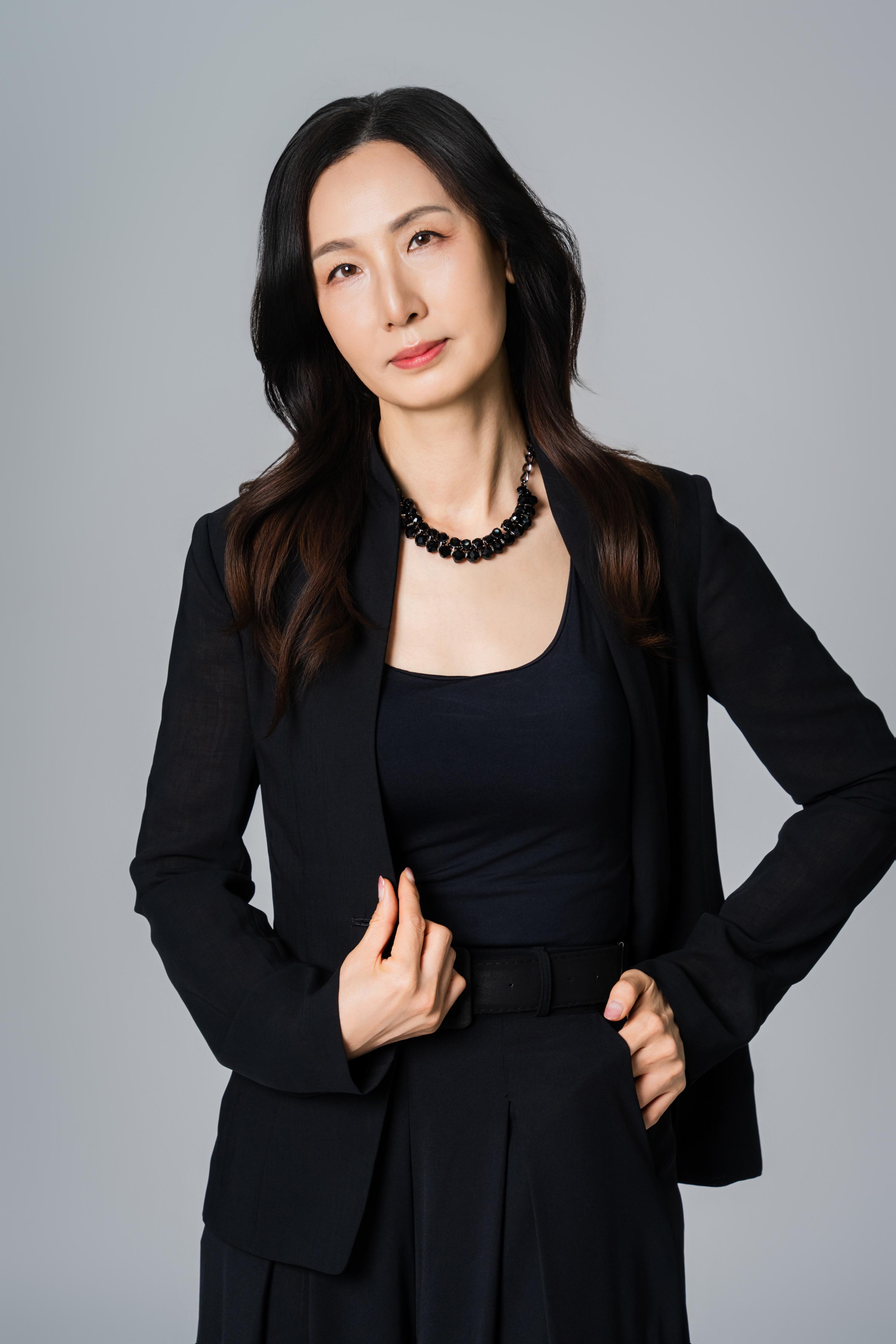 최현정 호스트