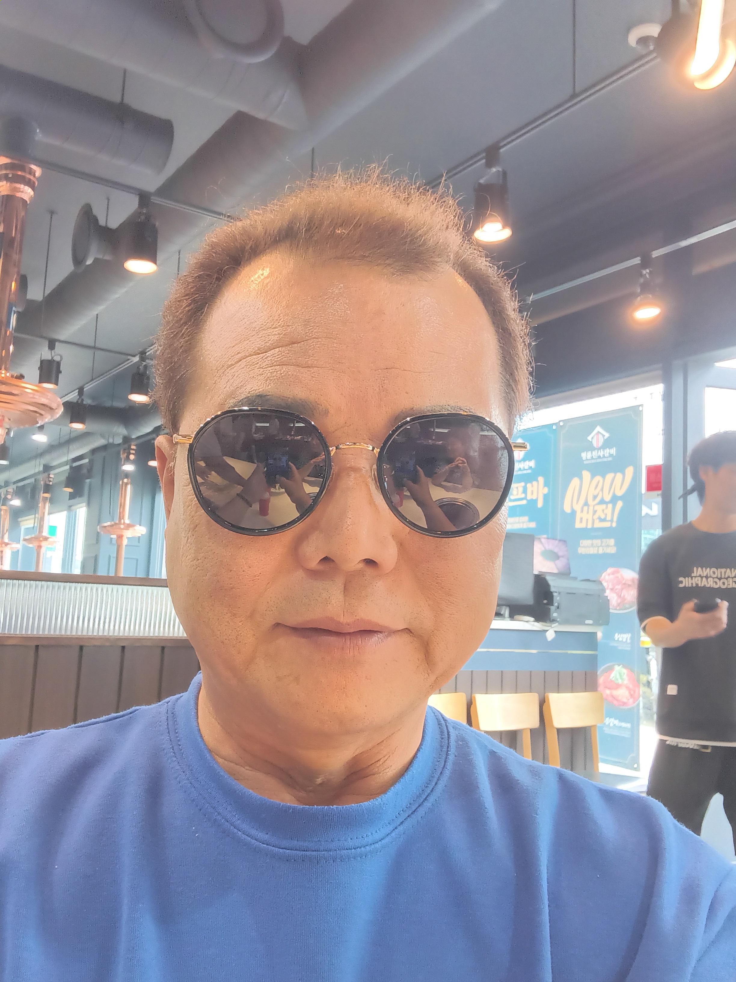 만두 호스트