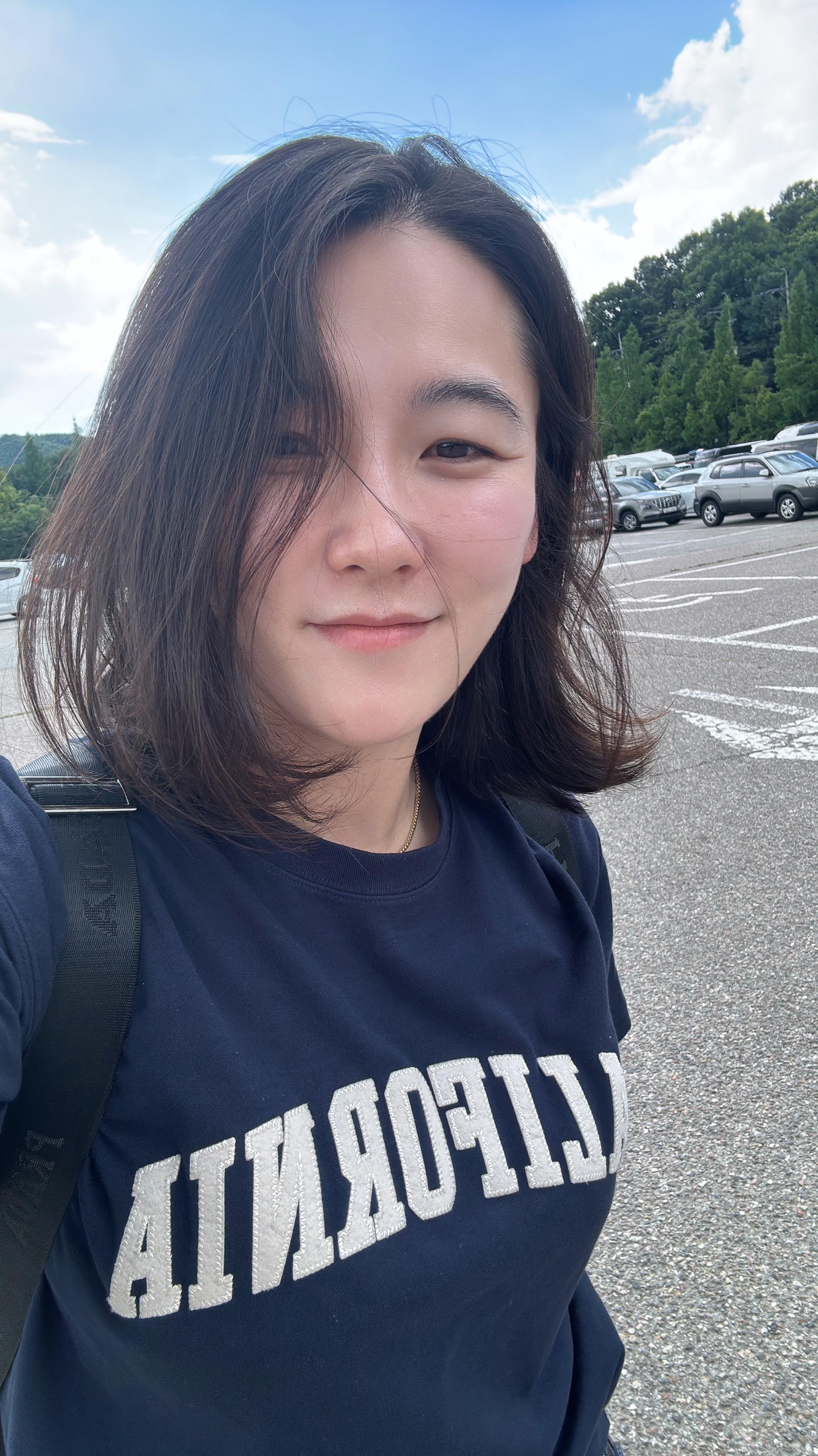 권주연 호스트