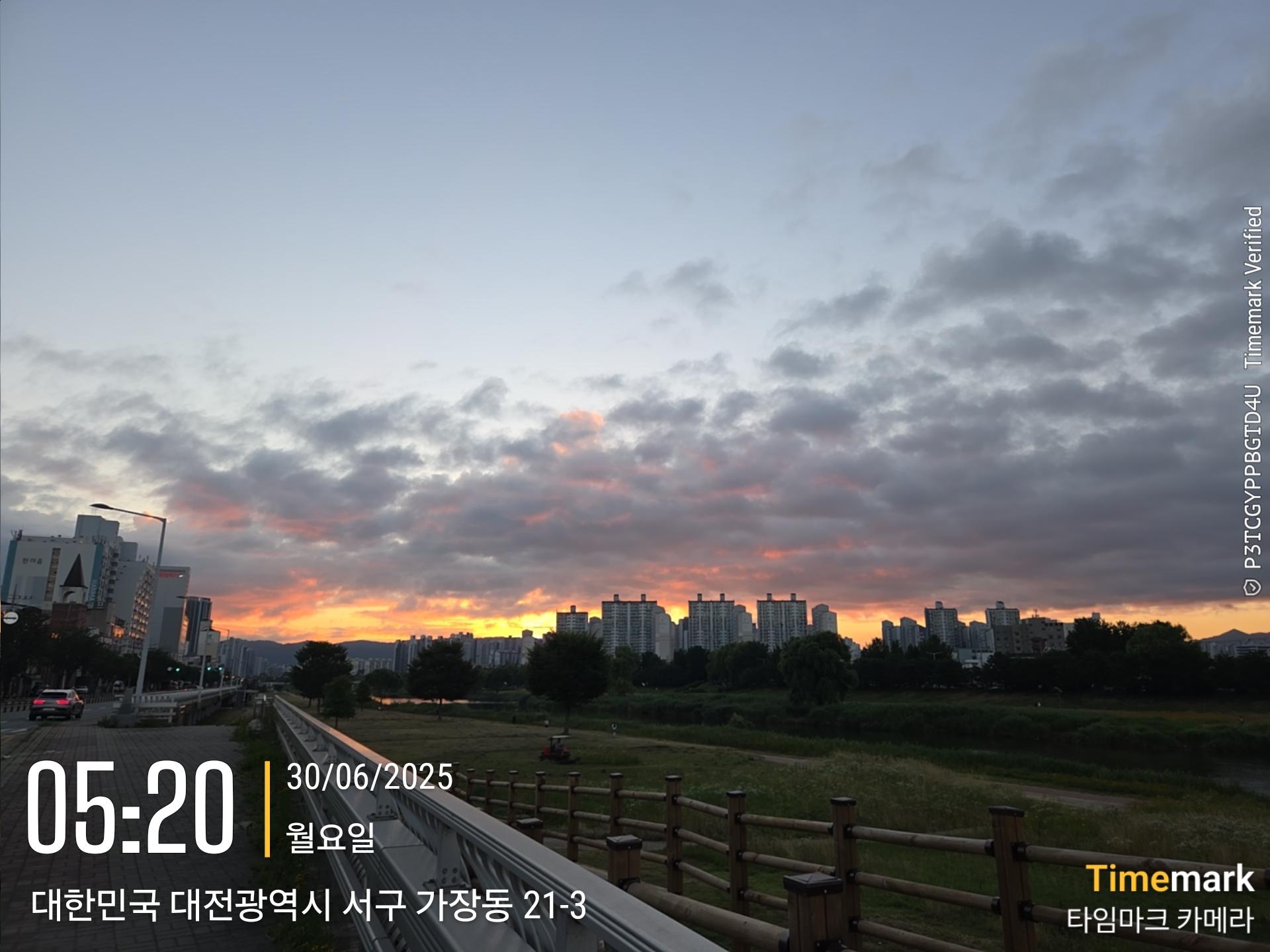 주주클럽 호스트