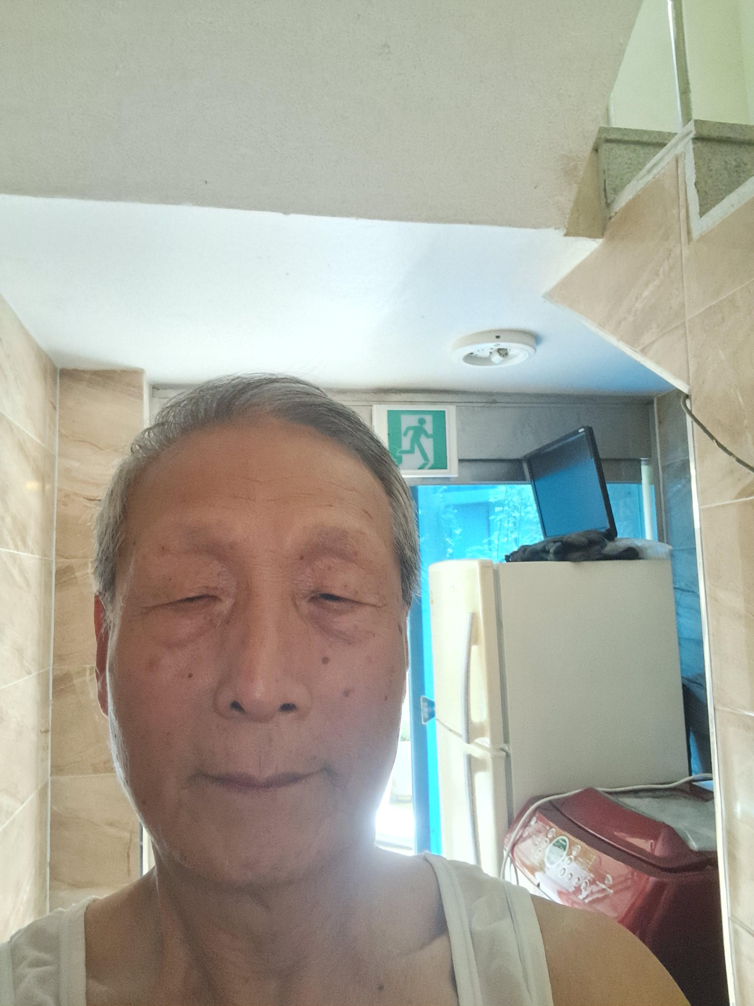 김관진 호스트