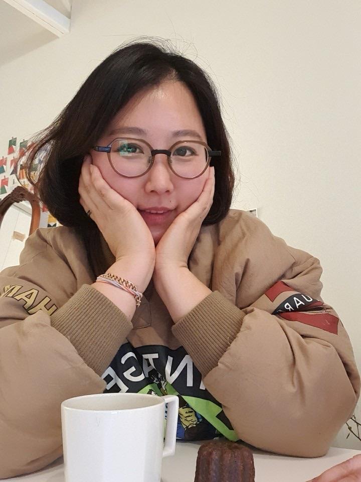 정세영 호스트