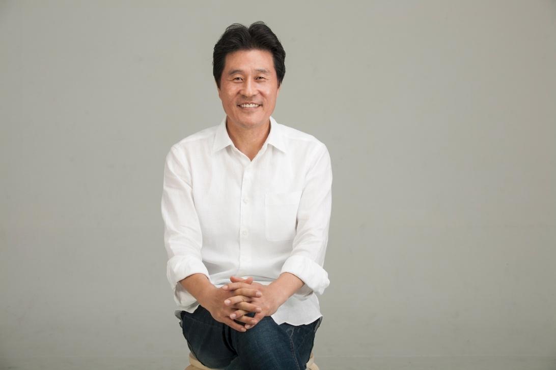 한성준 호스트