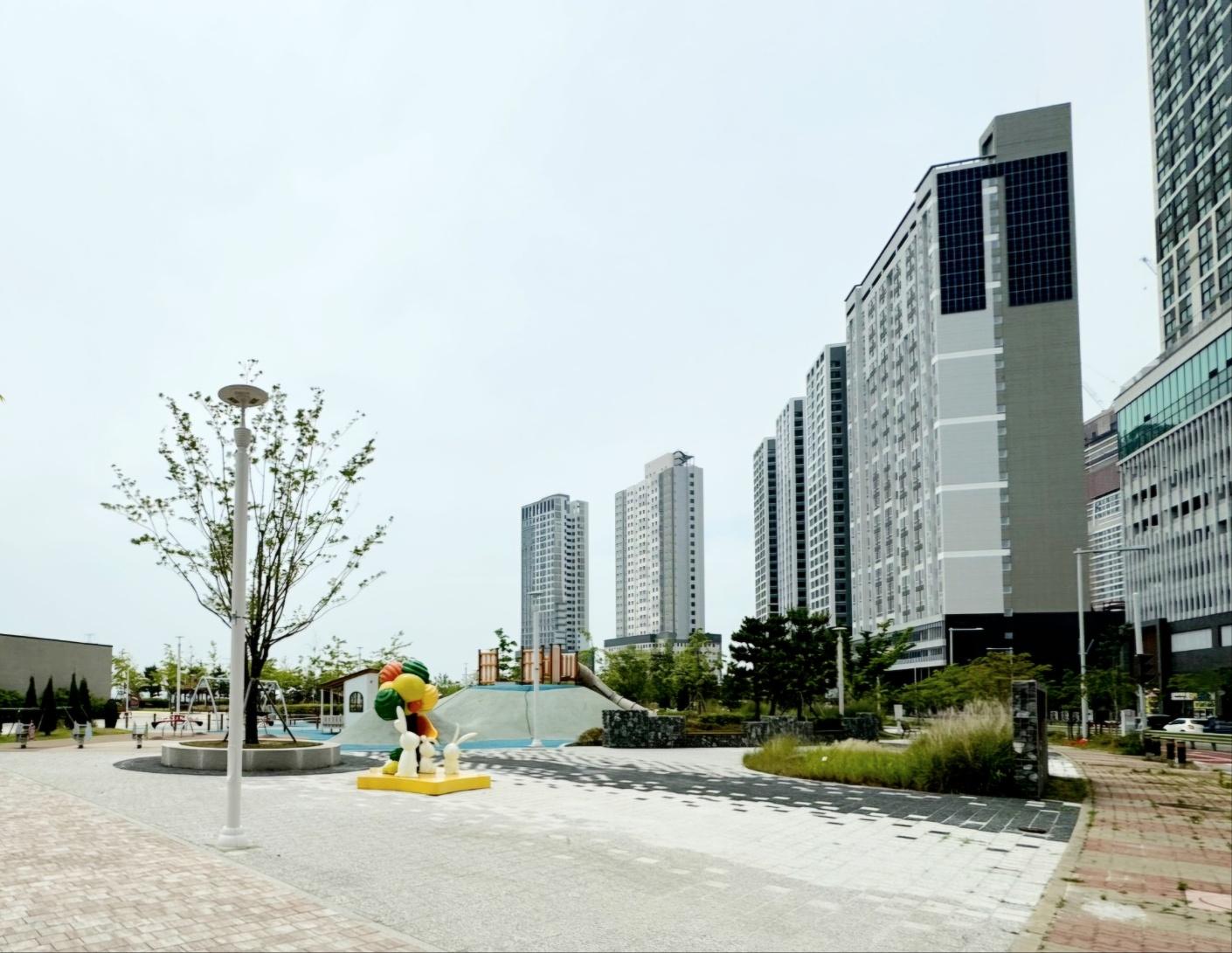 최선미 호스트