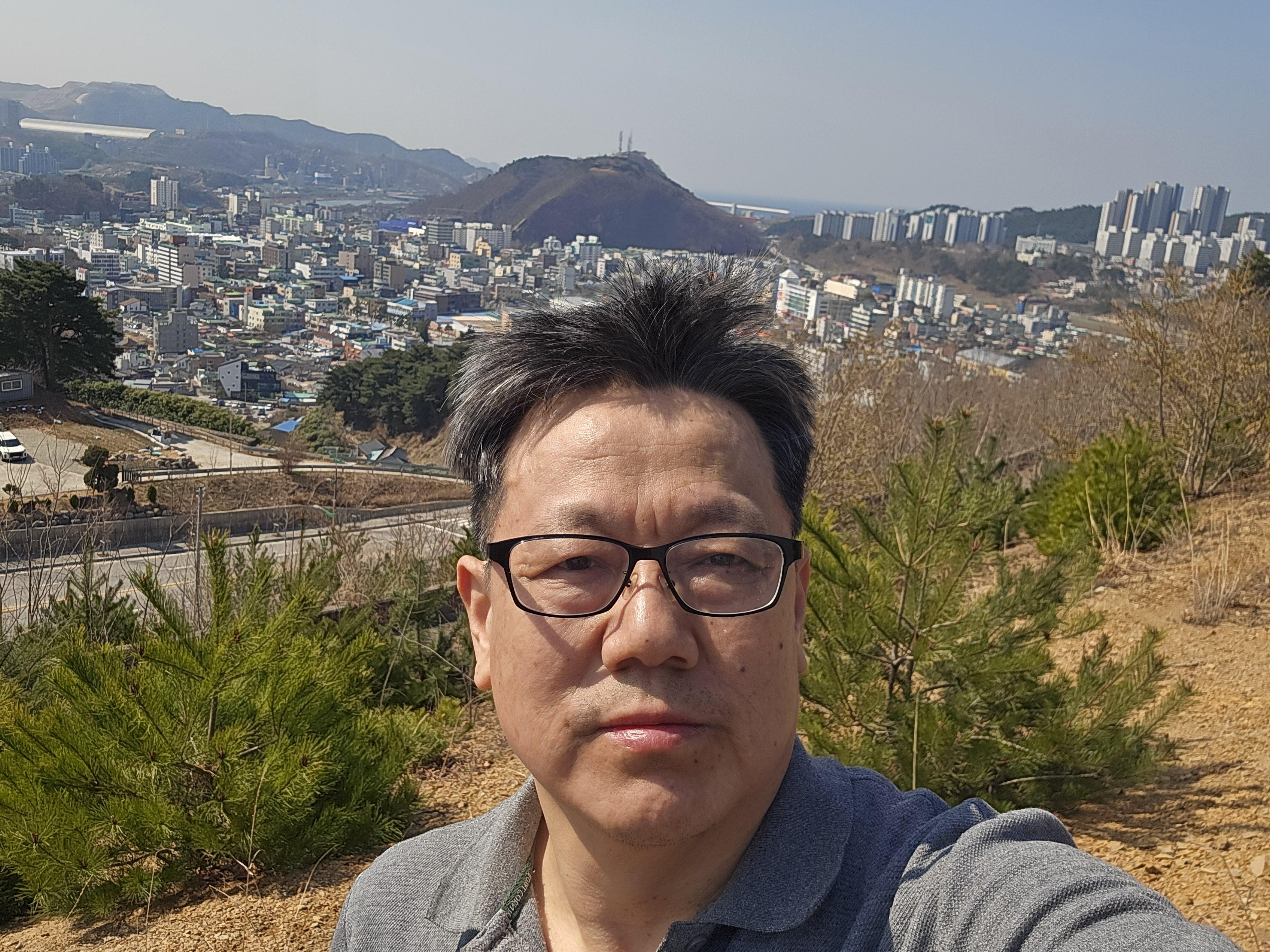 박종국 호스트