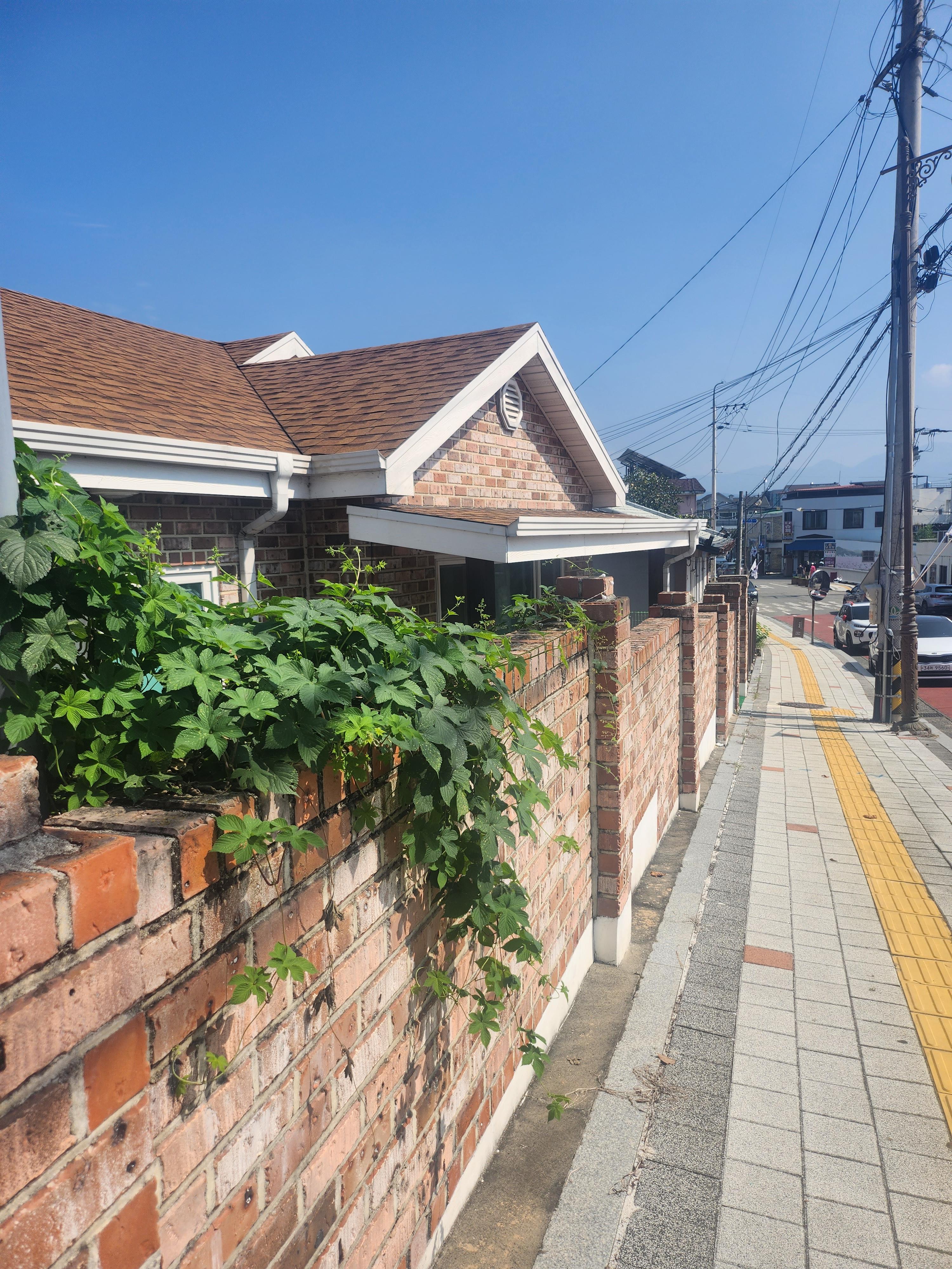 빨간벽돌집 사진 5