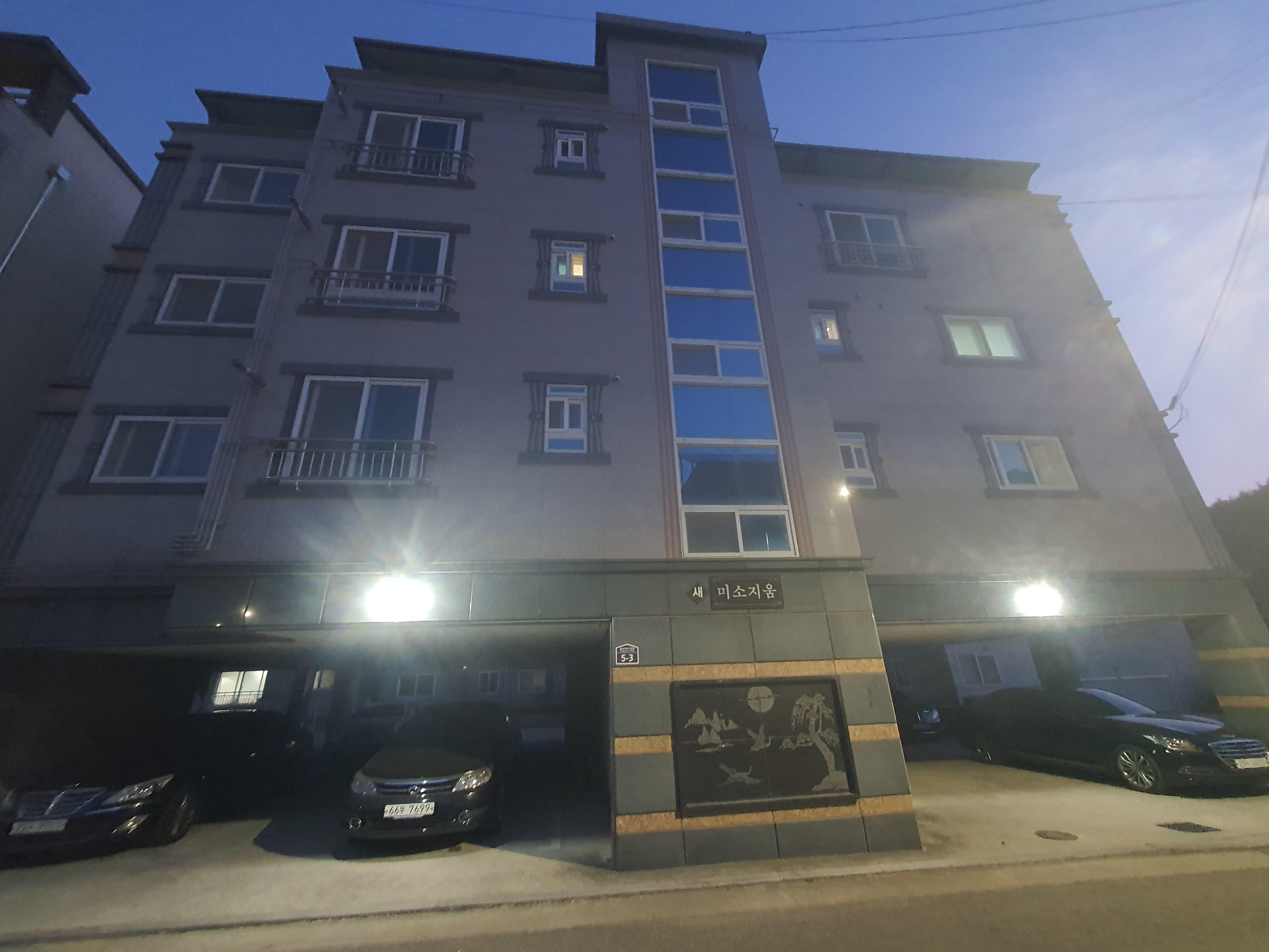 김상태 호스트