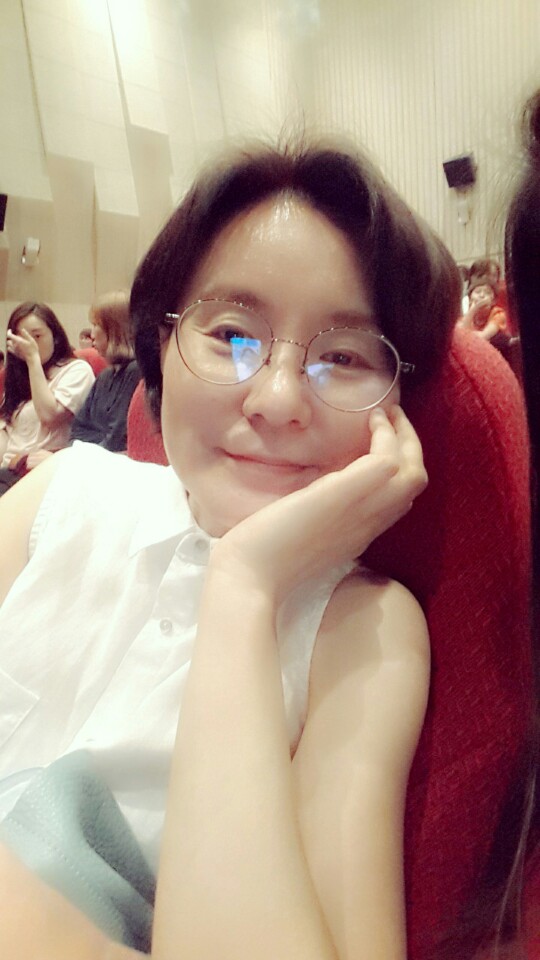 안예지미 호스트