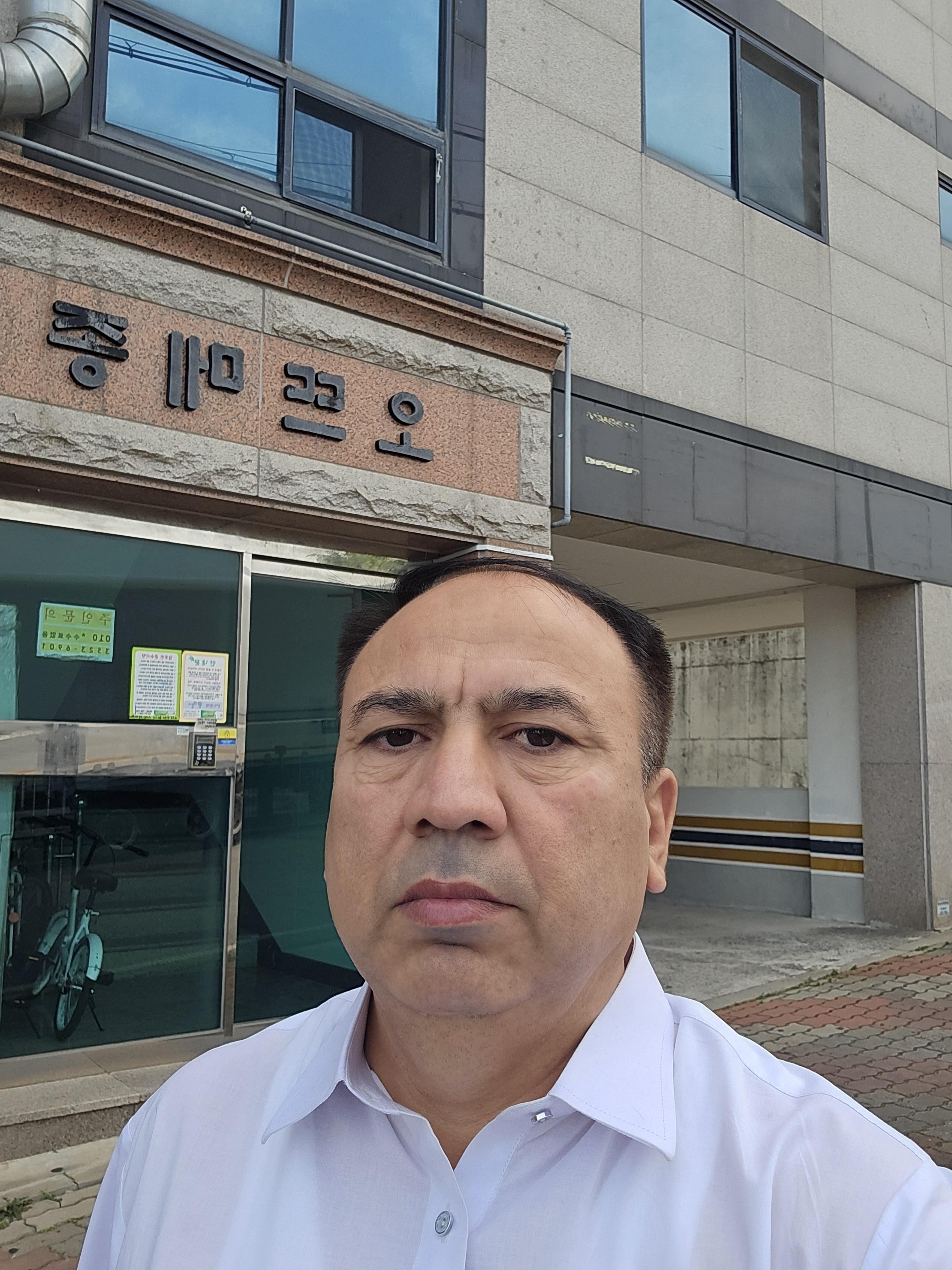 칸이스마일 호스트