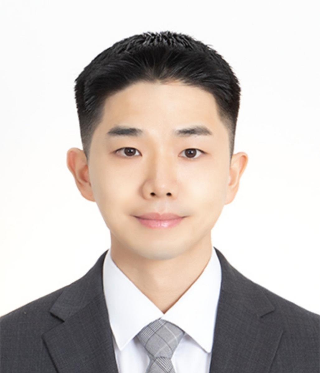 지동재 호스트
