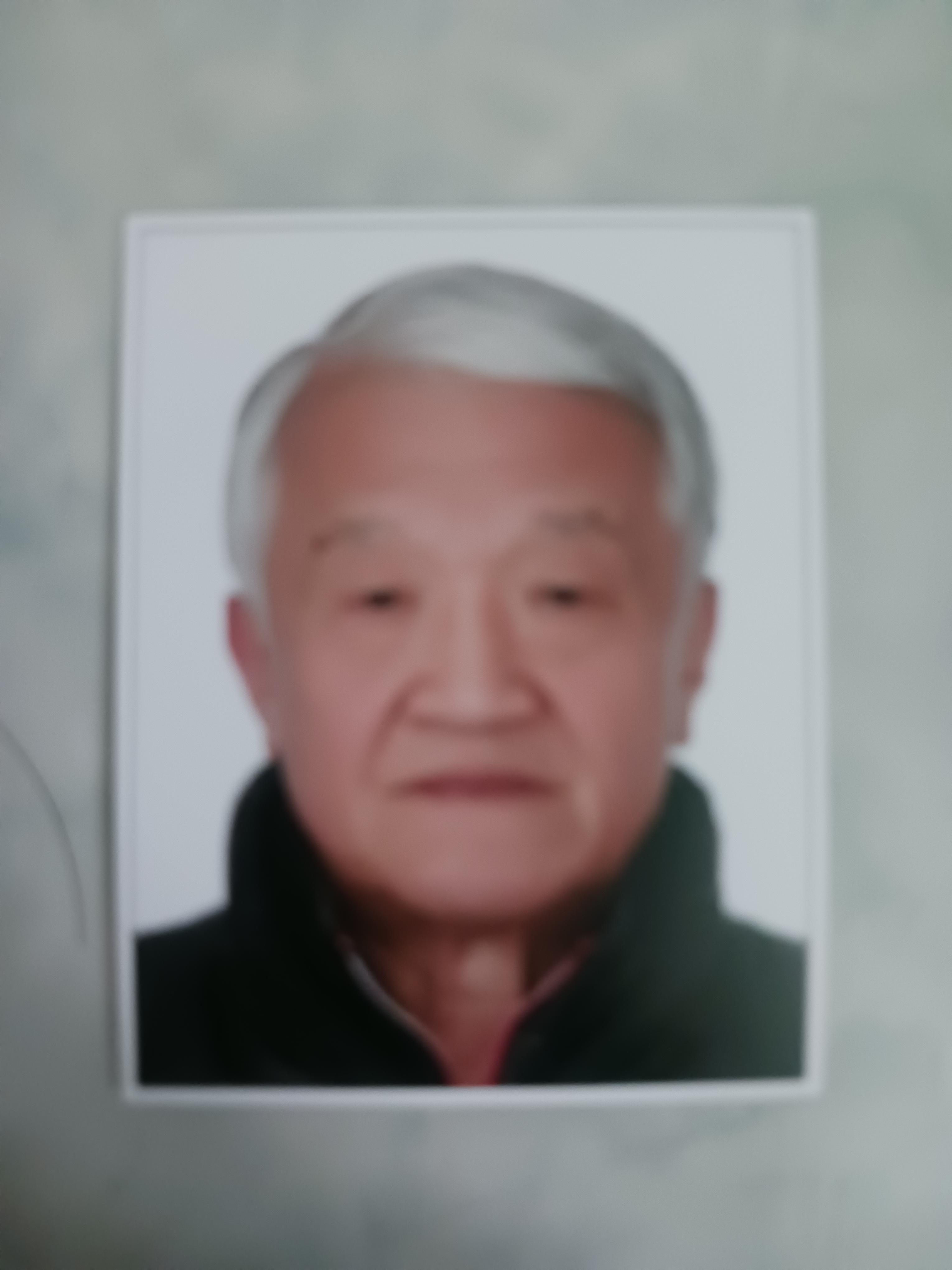 황영원  호스트