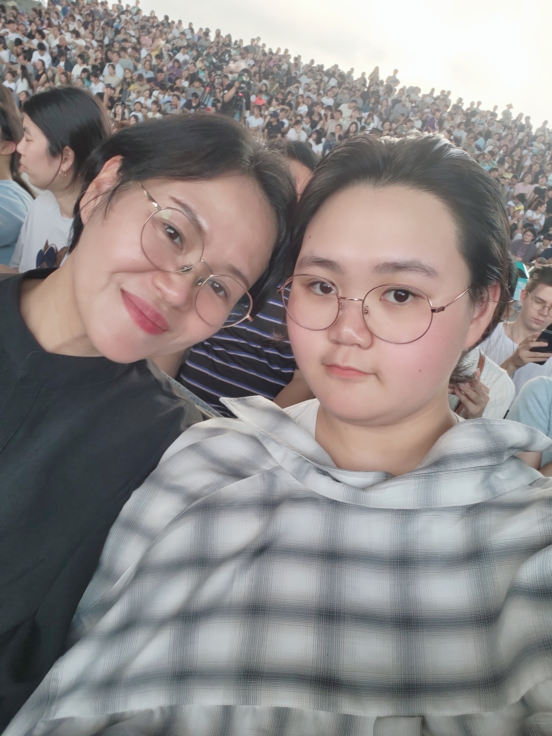 박소영 호스트