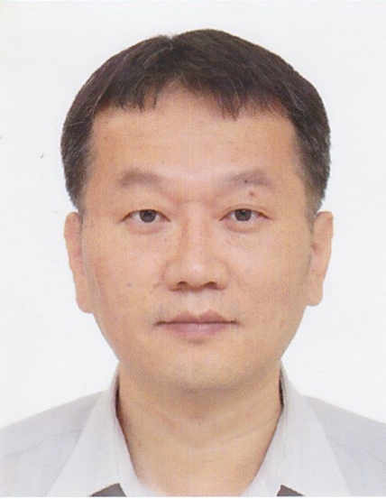 최민준 호스트