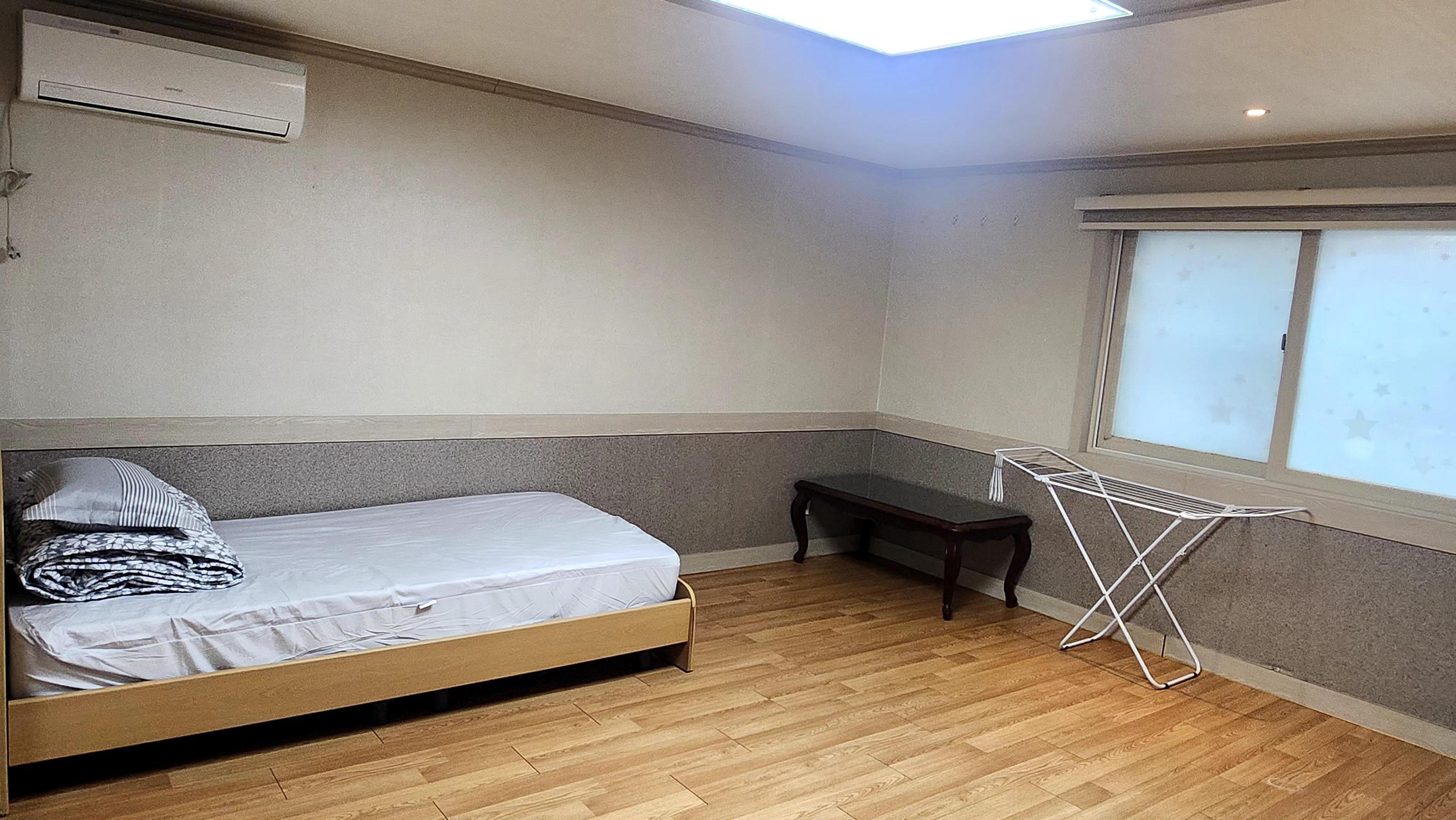 봉천리 단기임대 KTX역 시내인근 조용한 풀옵션 원룸
