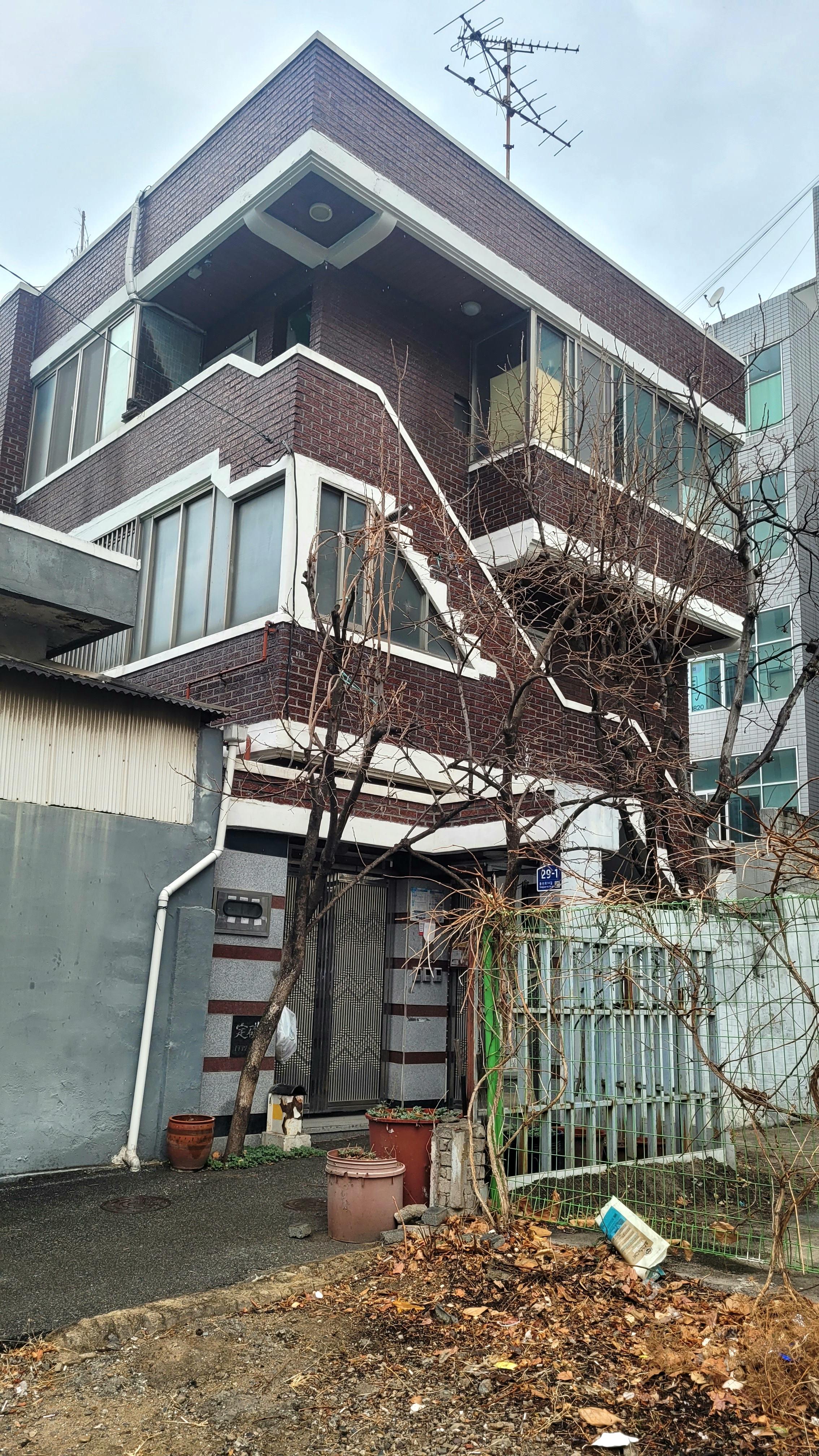 개인3층주택  임대는2층입니다 사진 4
