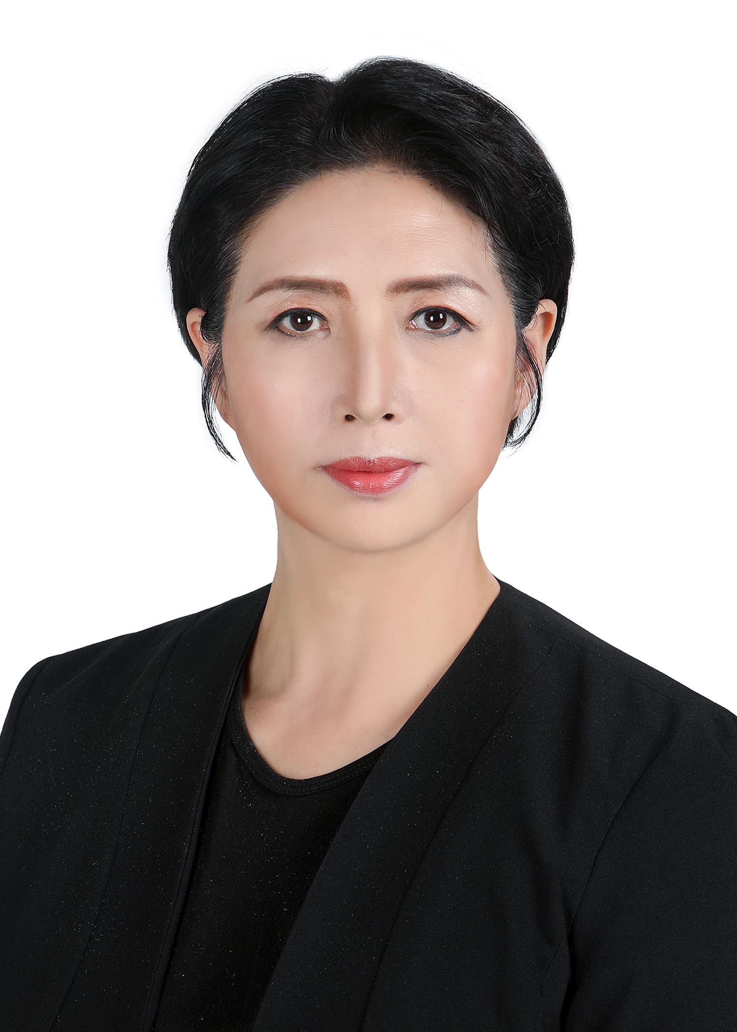 박은주 호스트