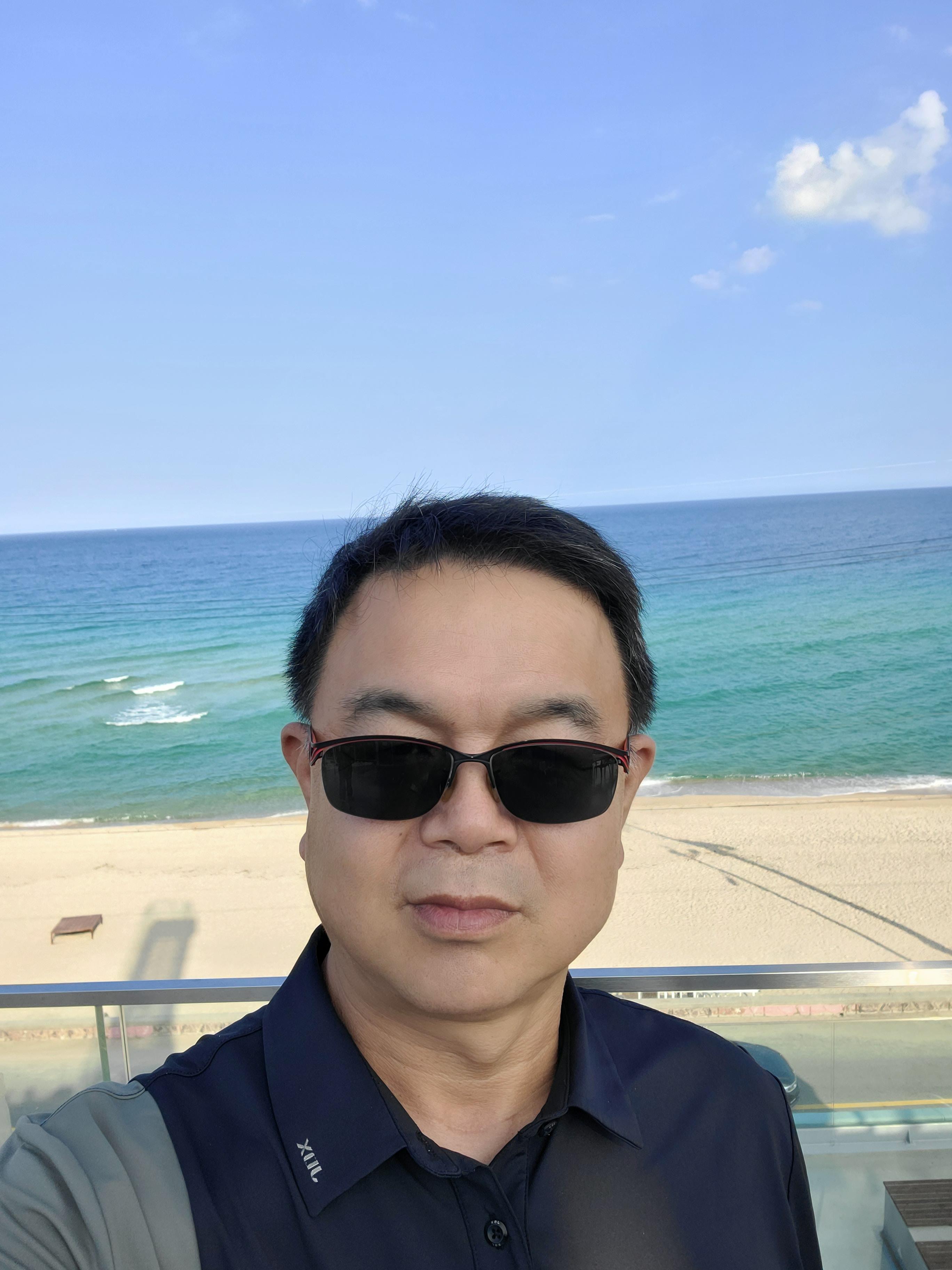 김양원 호스트