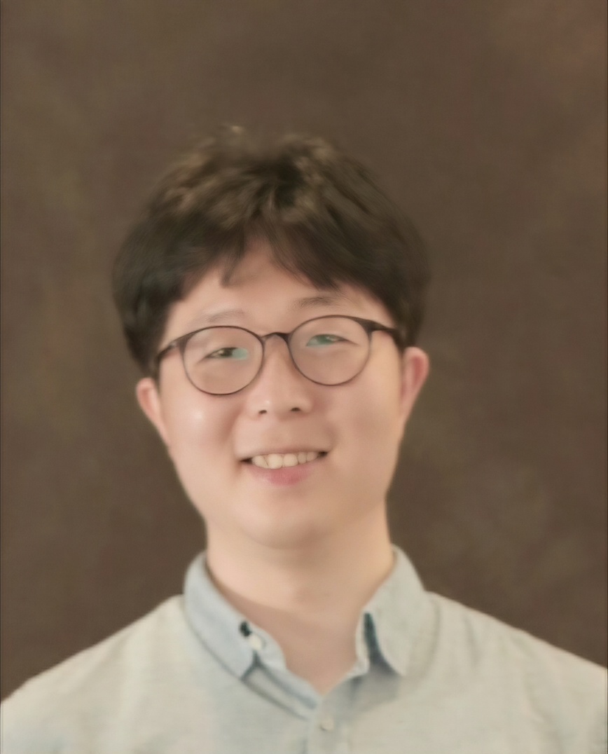 장기욱 호스트