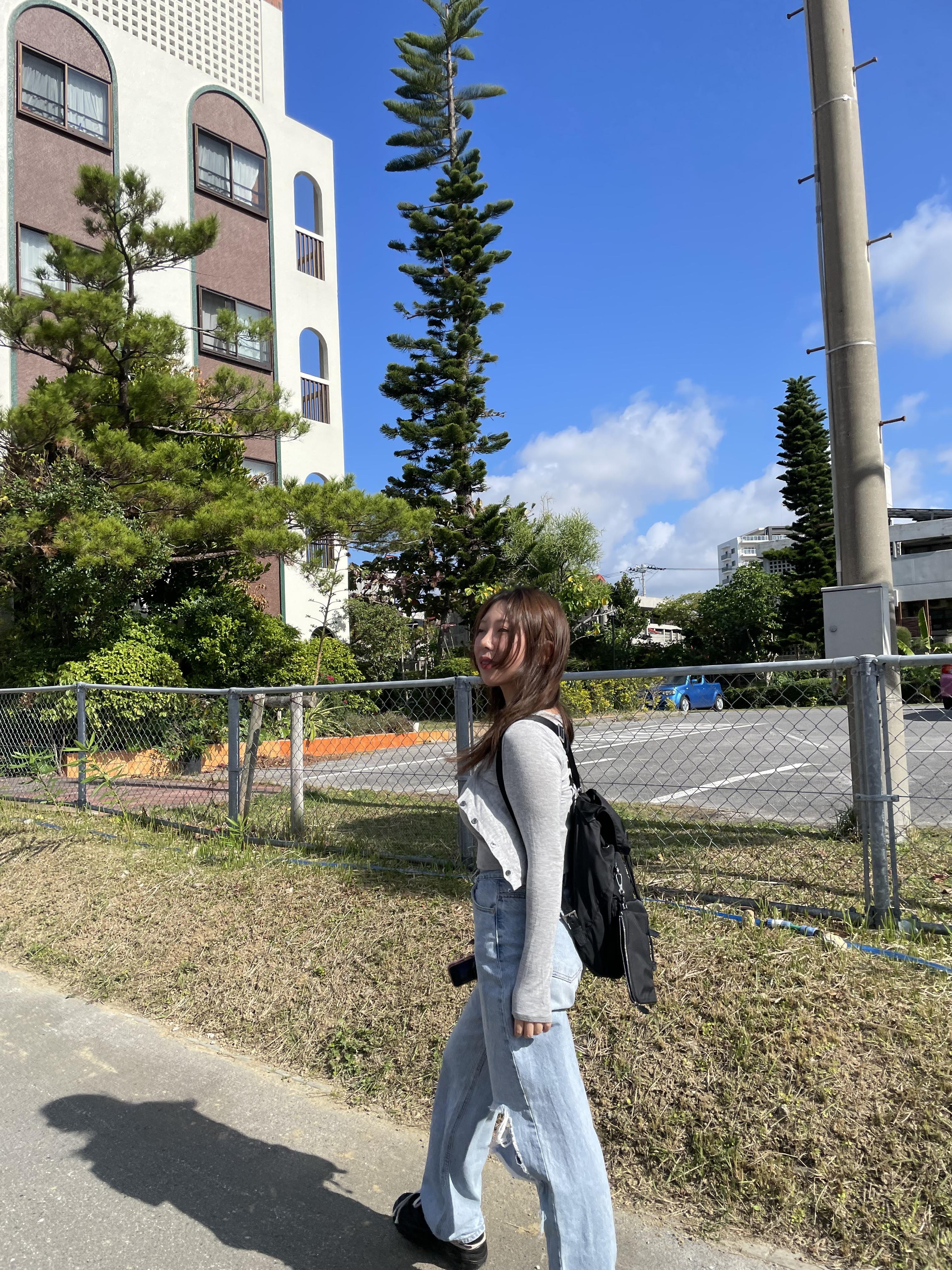 김민송 호스트