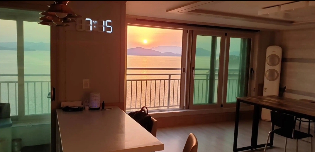 환상적인 바다뷰의 넖은 빌라 사진 2