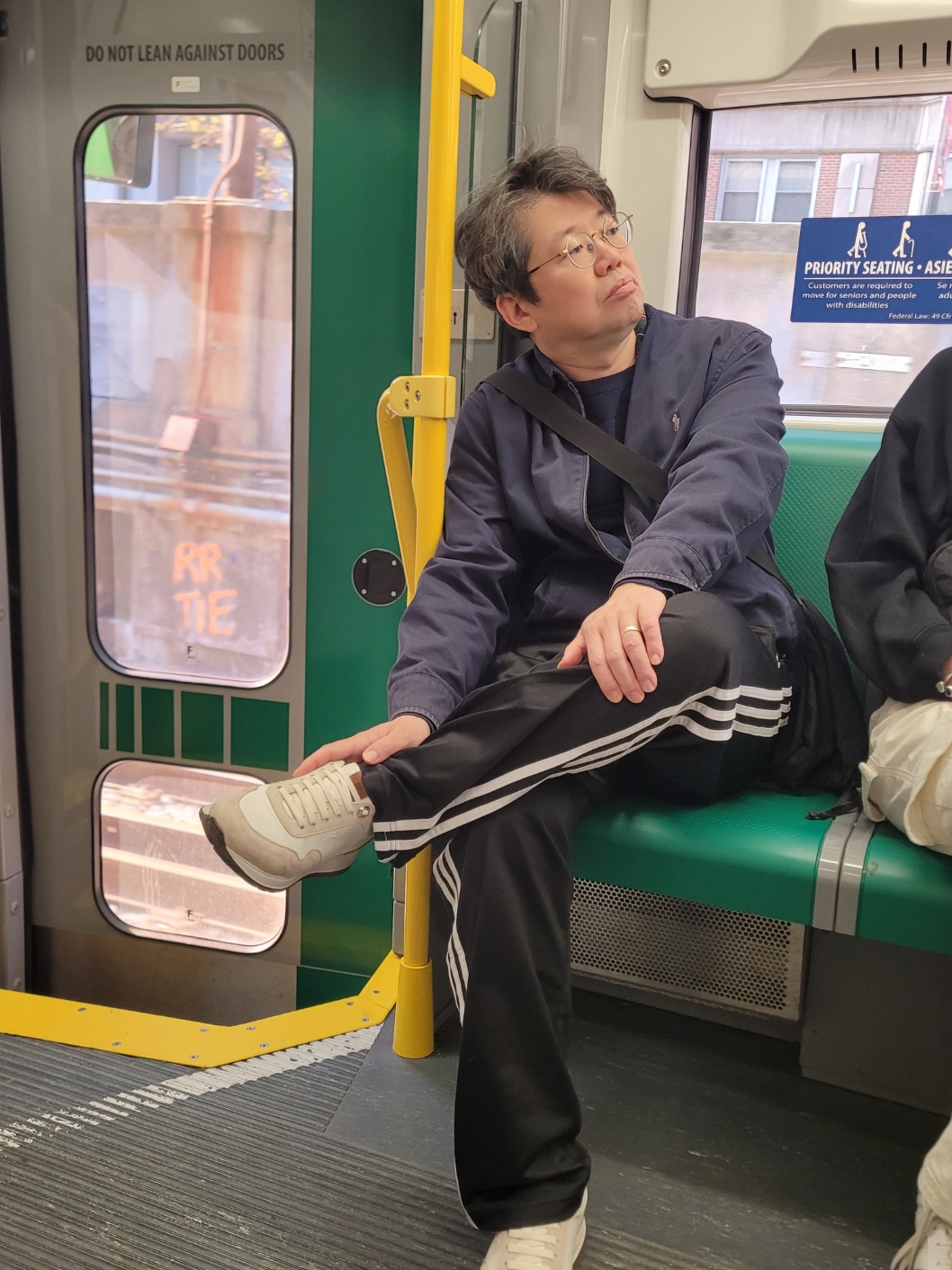 성지주택 호스트