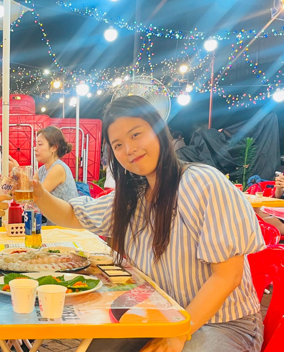 정보영 호스트
