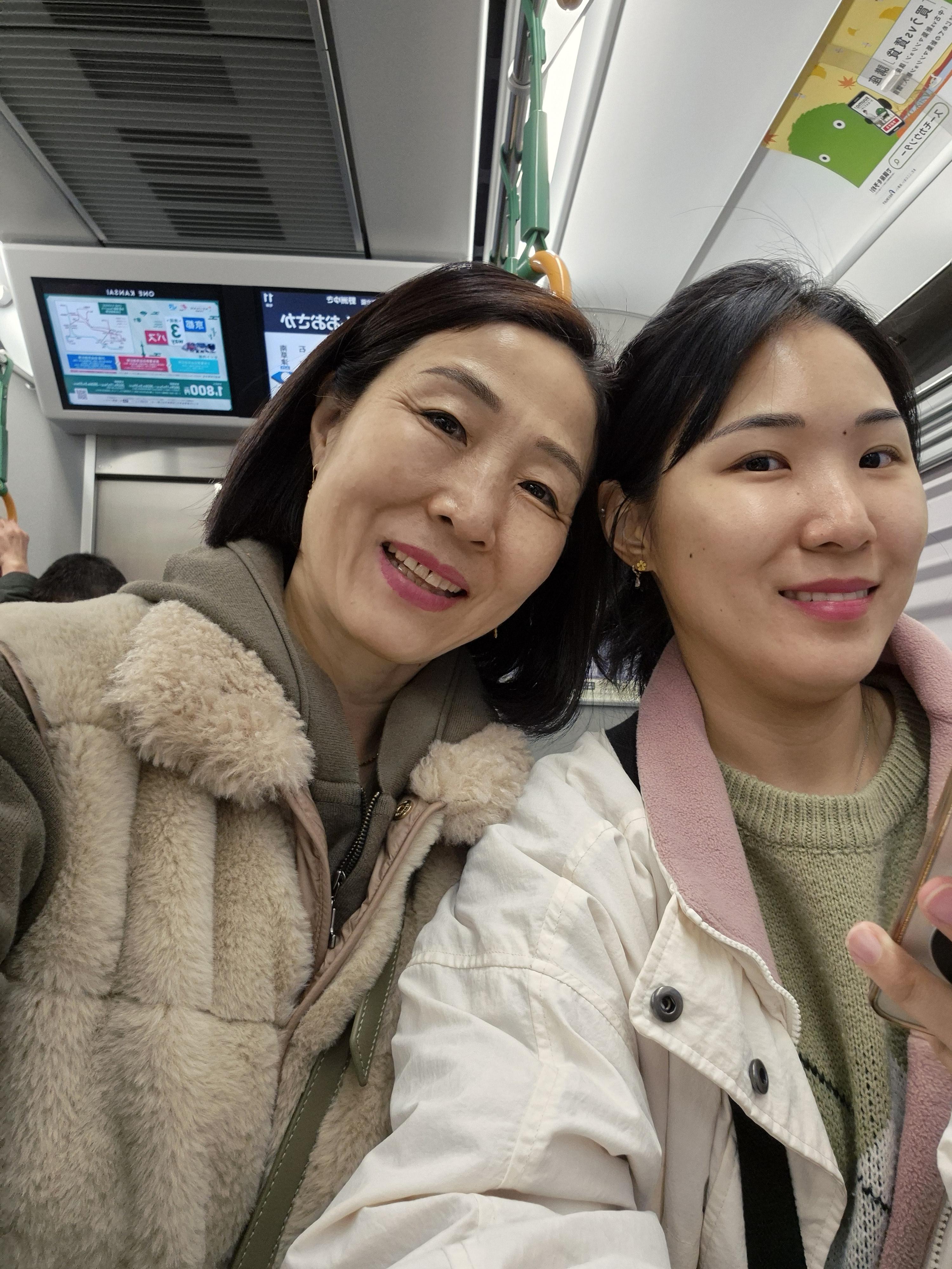 벅영미 호스트