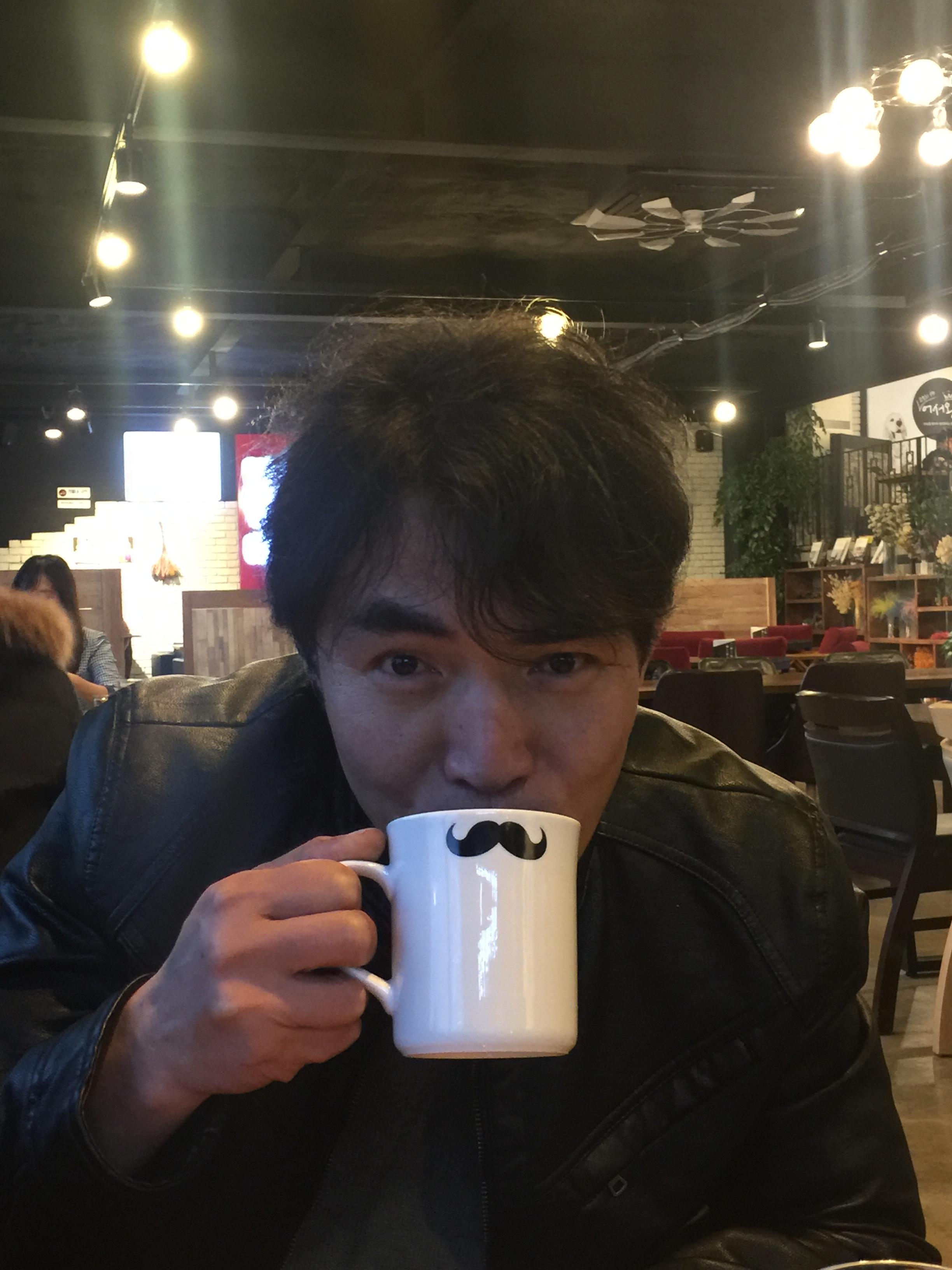 오정석 호스트