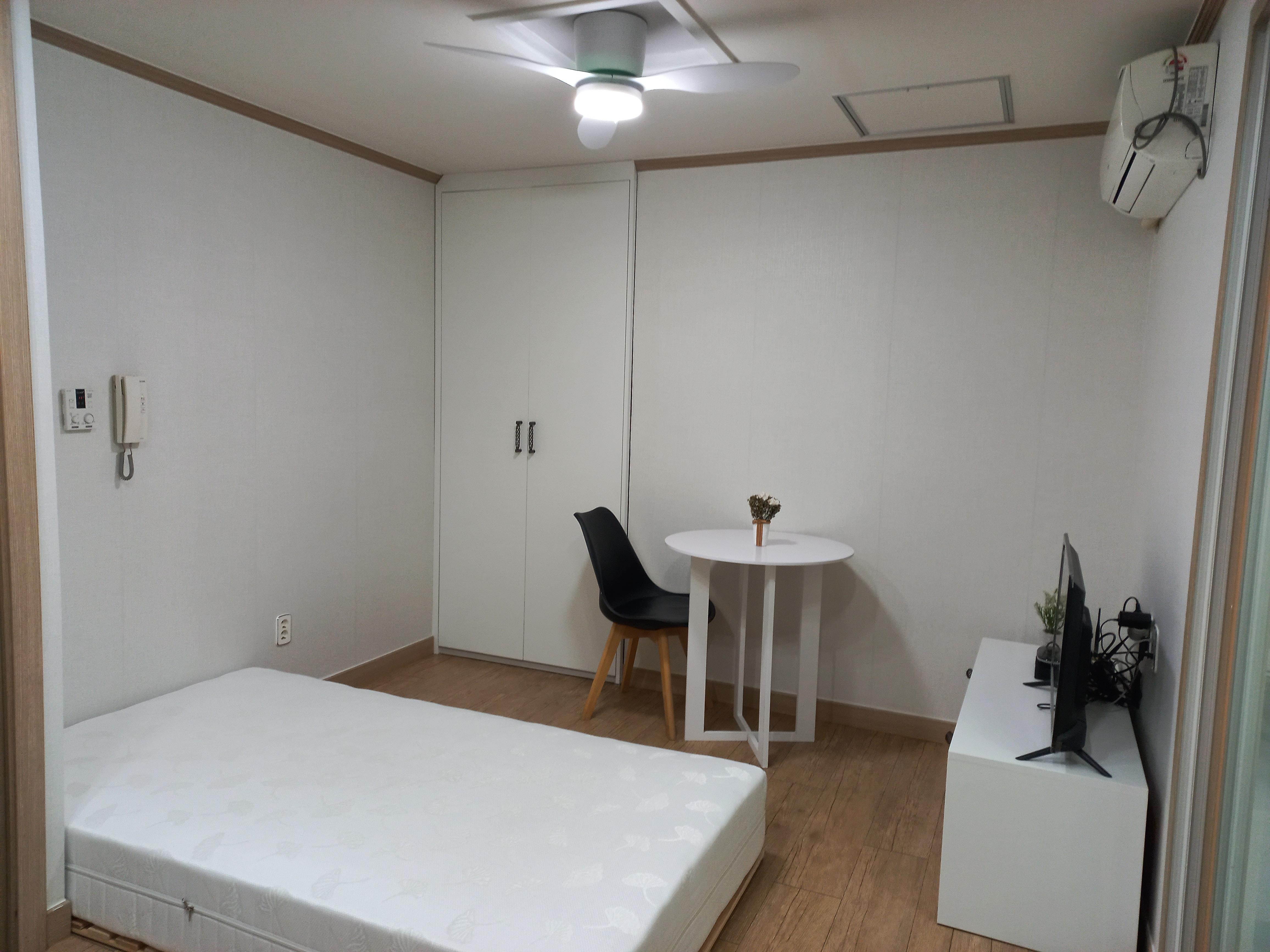 신방동 단기임대 더 하우스