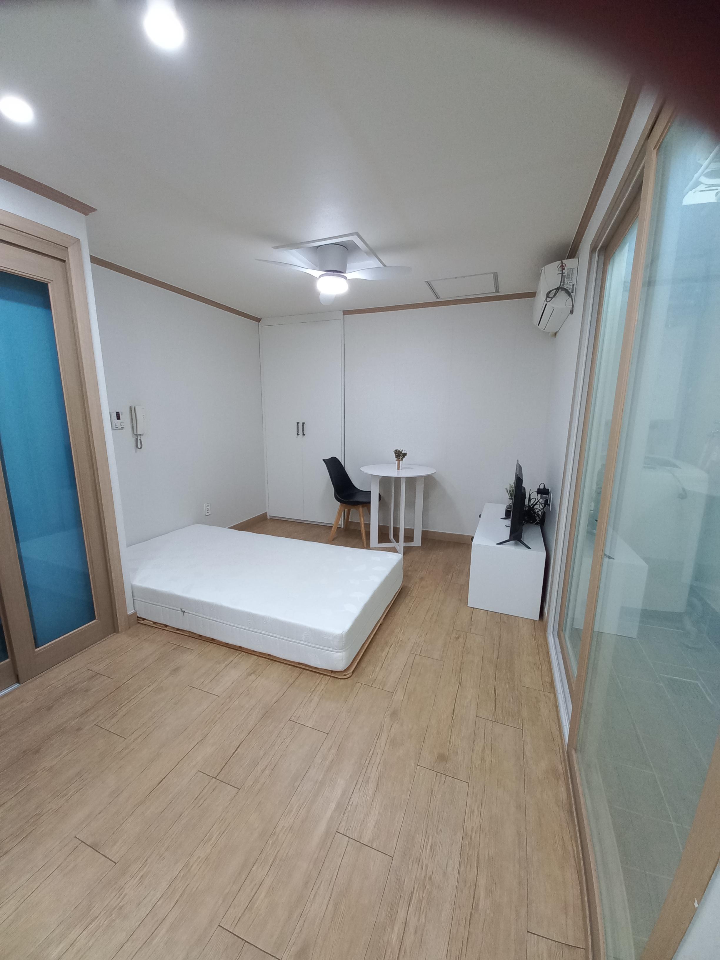 더 하우스 사진 2