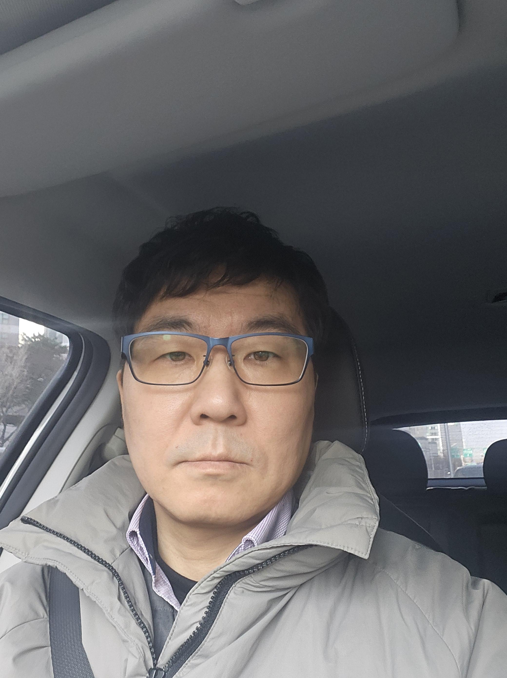 최성태 호스트