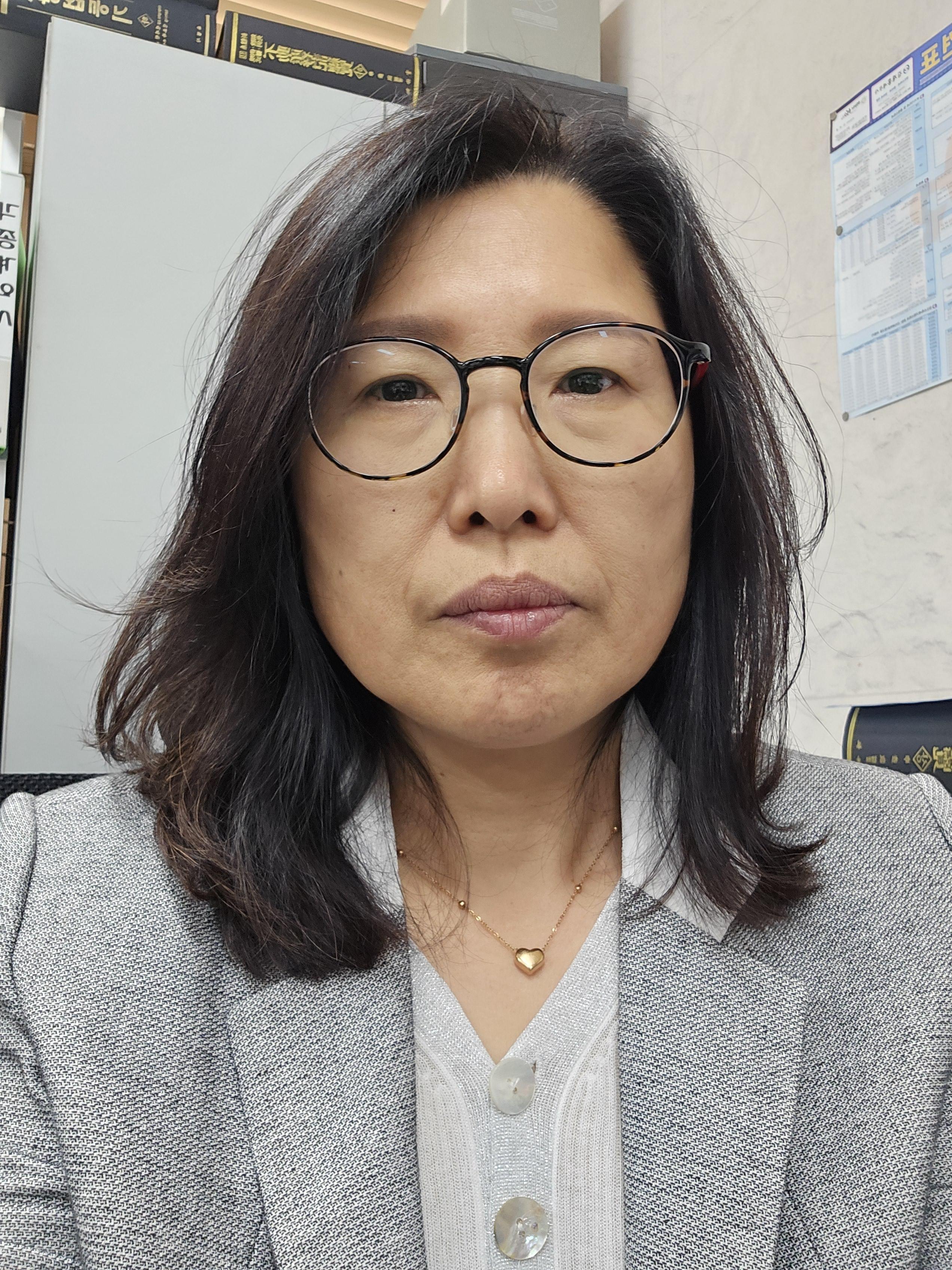신희남 호스트