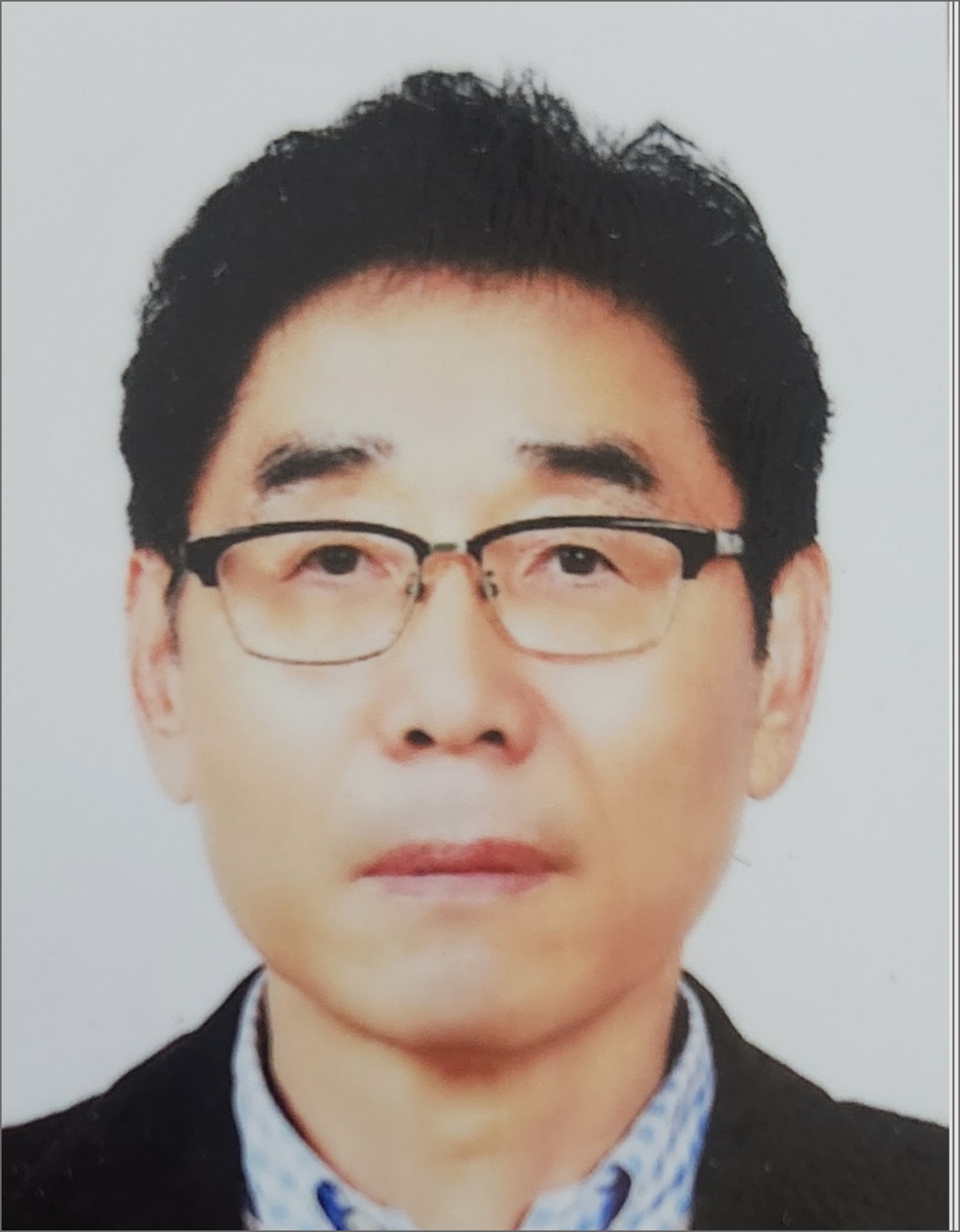 황경남 호스트