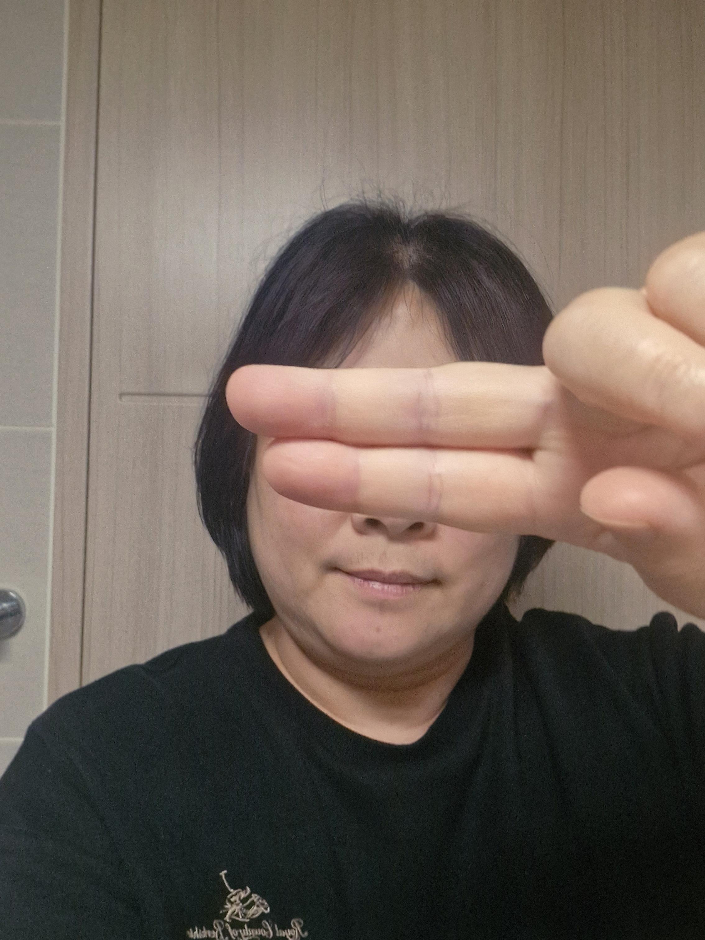 한은희 호스트