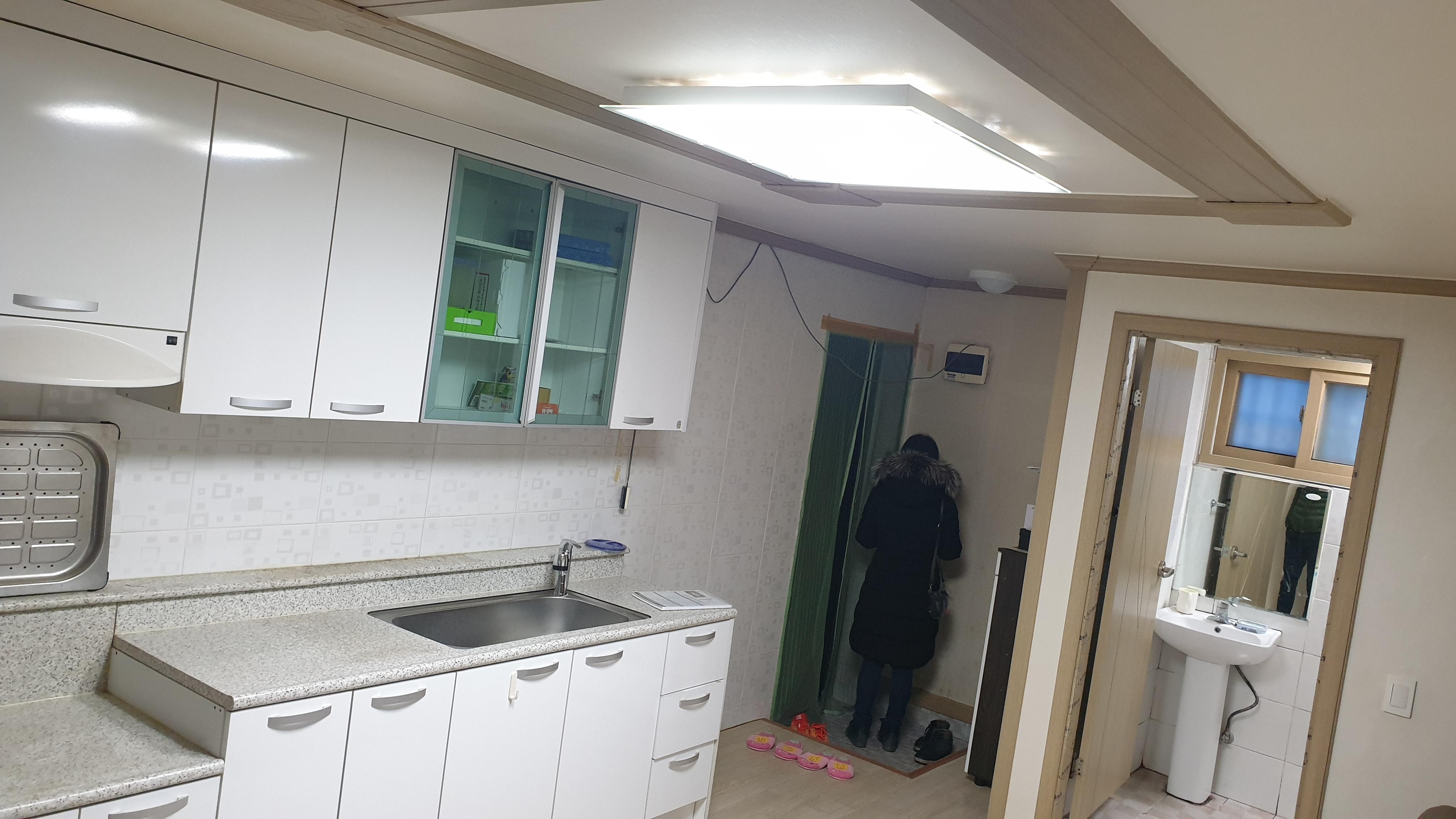 현대시장 초입 쾌적한 방 사진 3