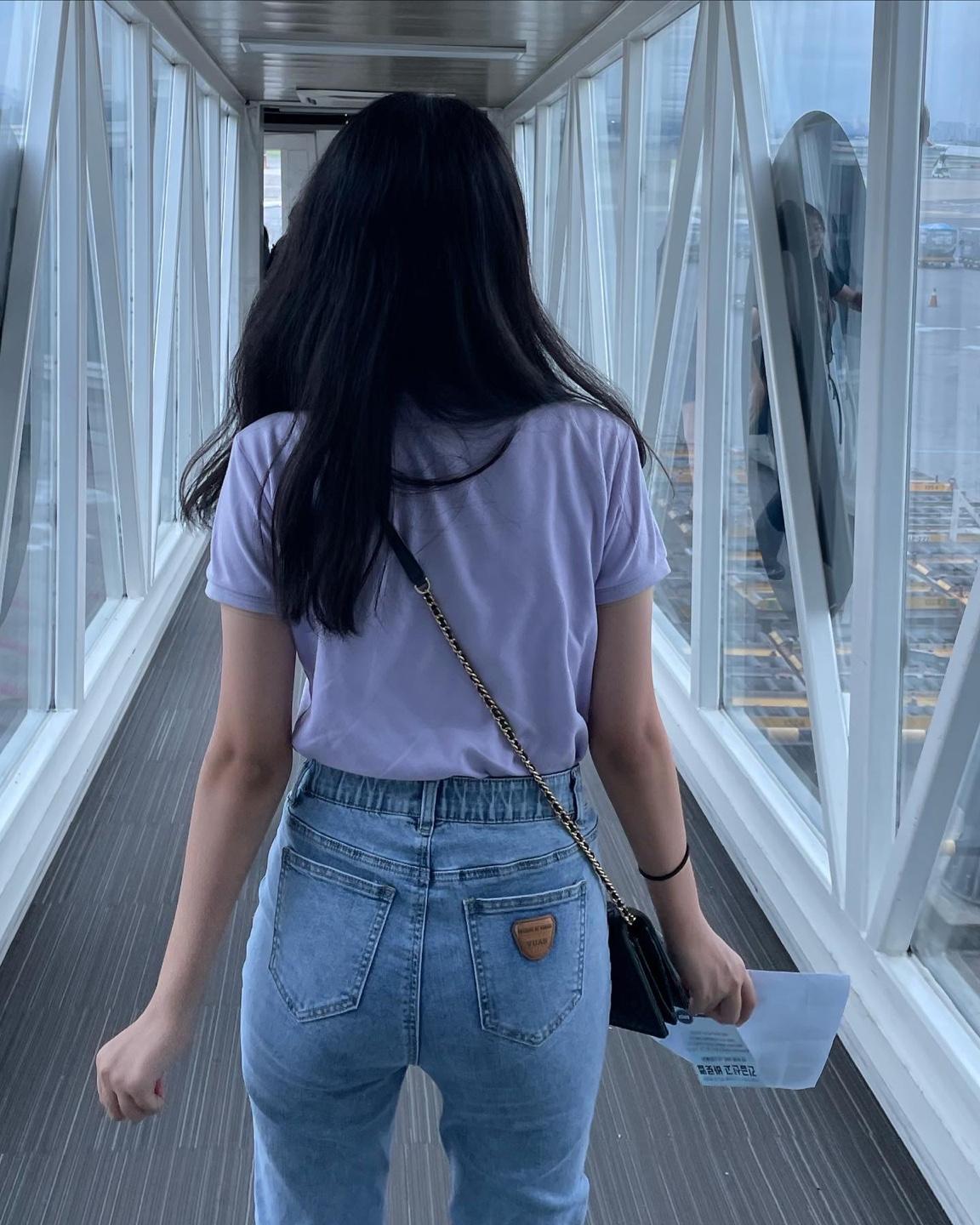 김희연 호스트