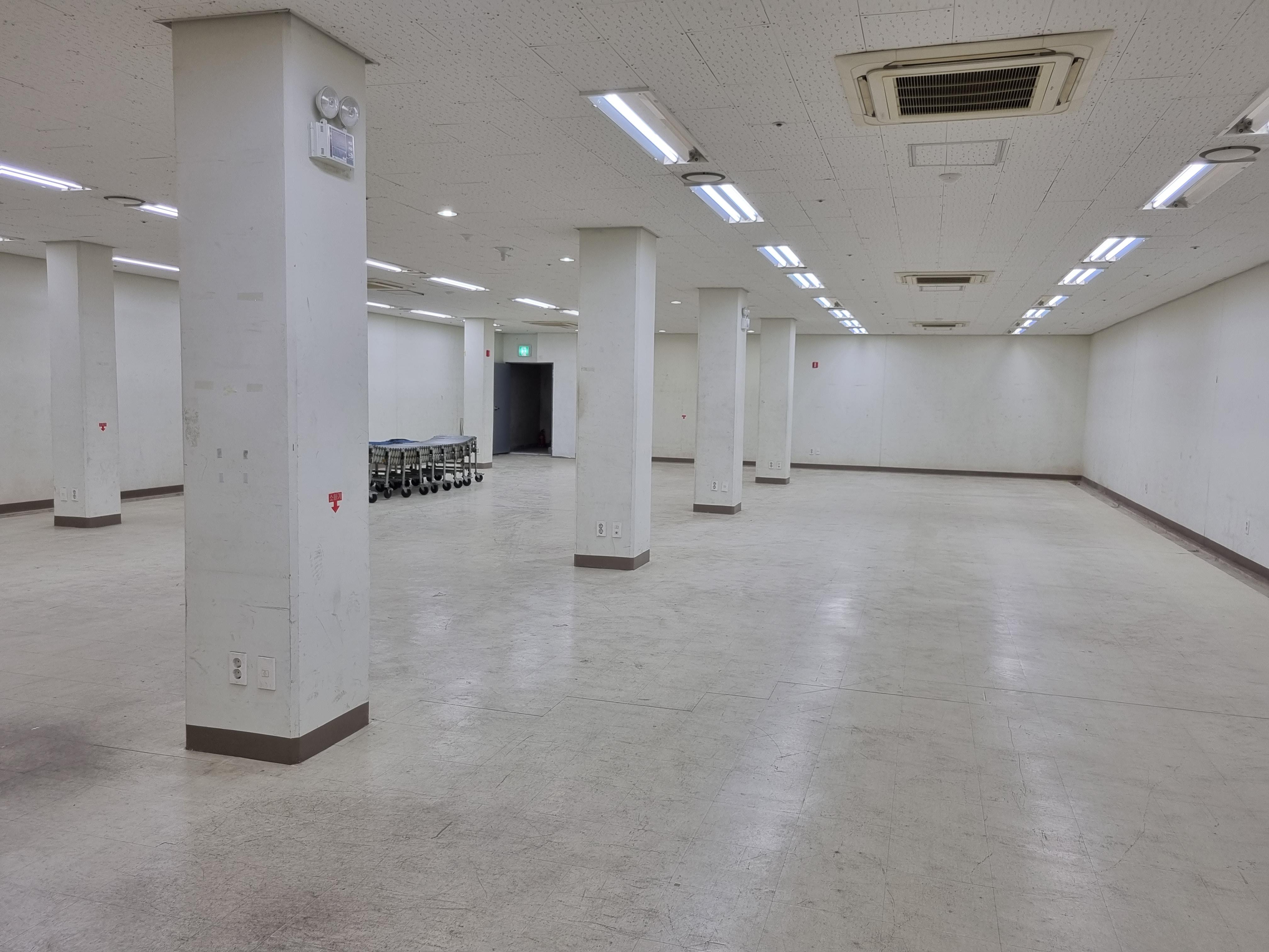 신계동 단기임대 용산 전자상가옆 근린상가 지하1층전부