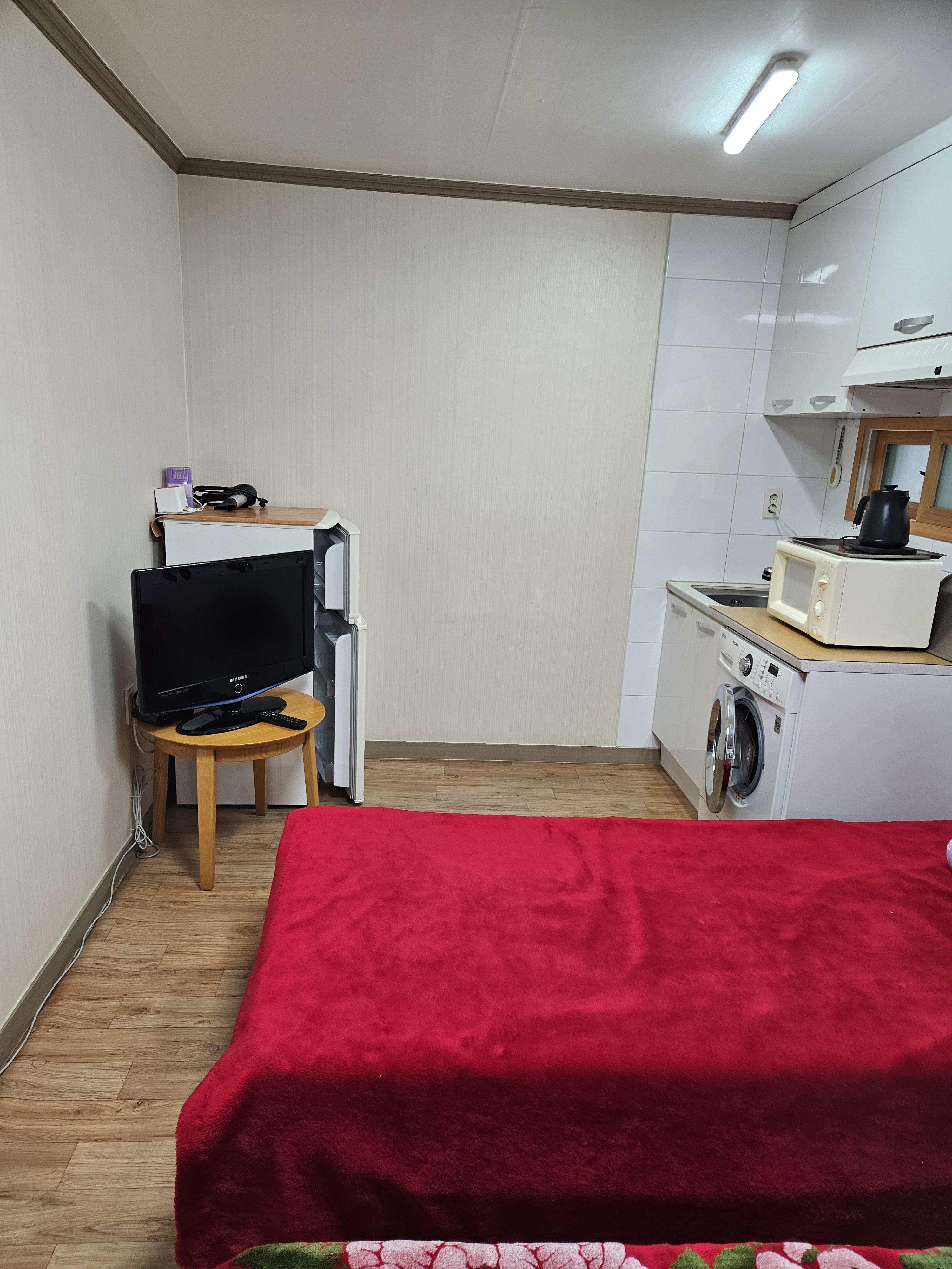 부산대학 인근 온천천 사진 3