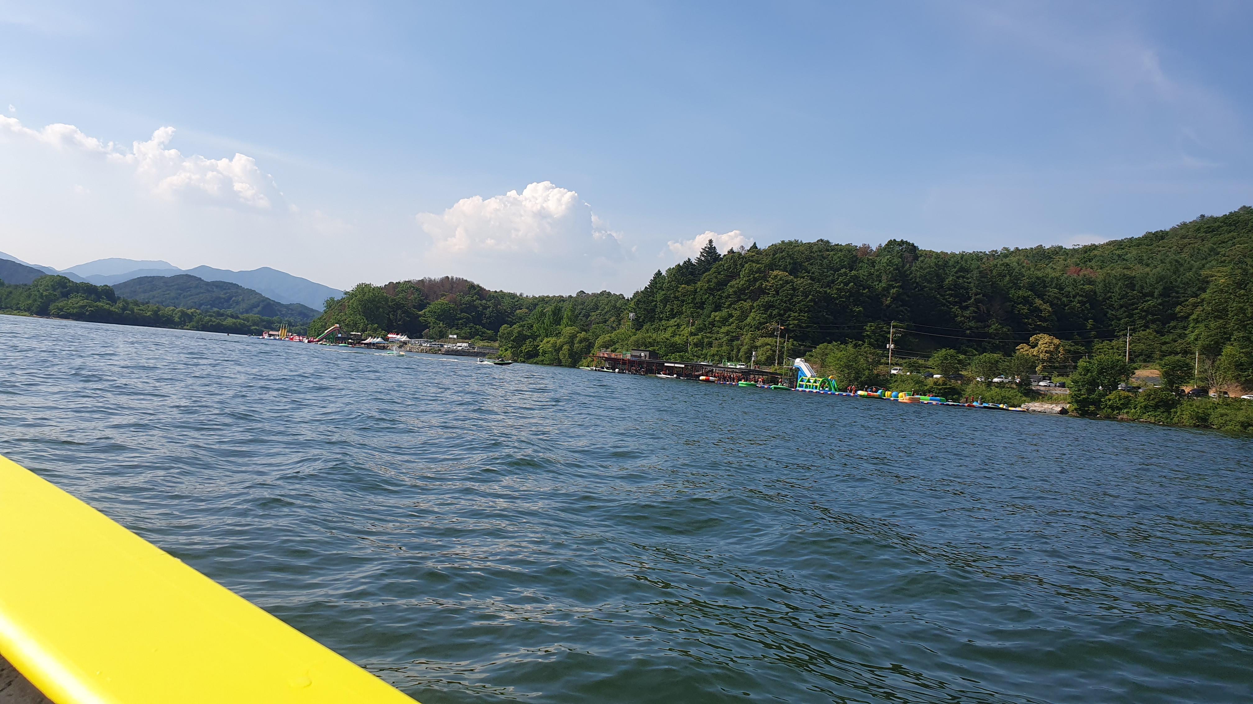윤일우 호스트