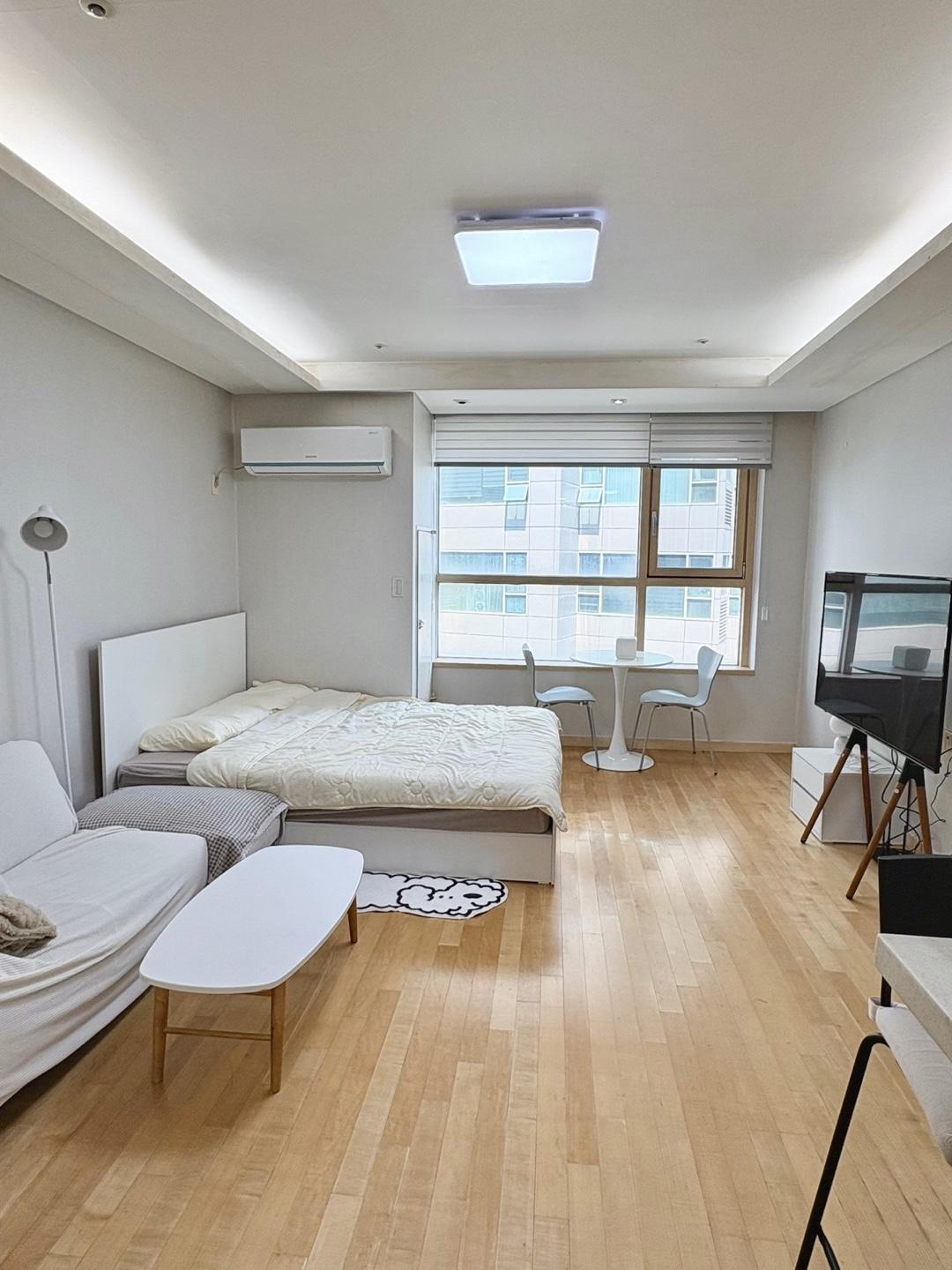 장항동 단기임대 호수공원 아늑한방