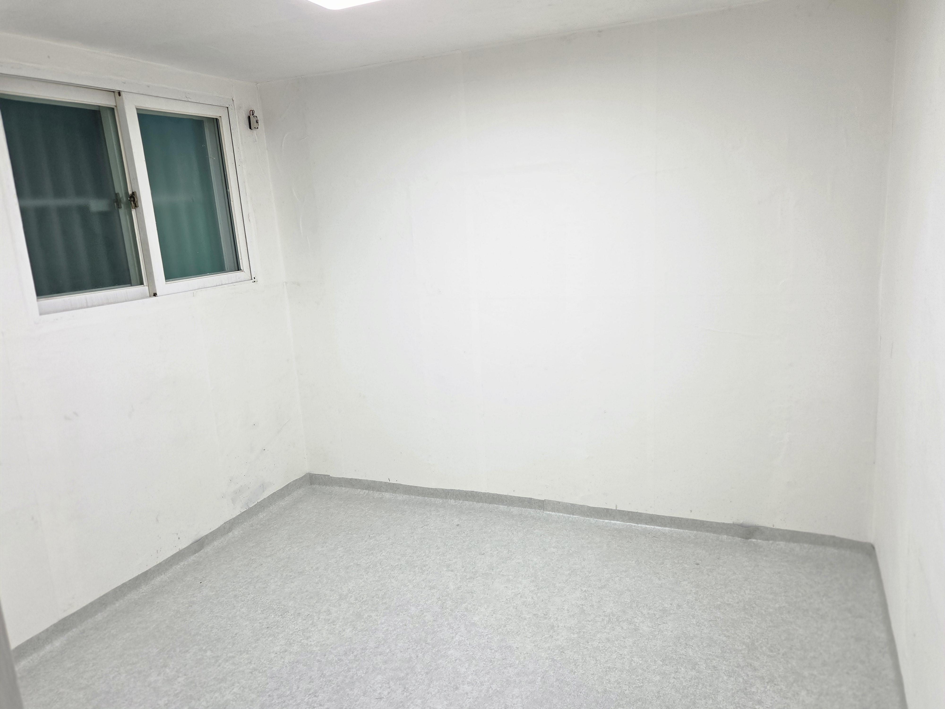 신내동 단기임대 망우역 도보10분 .조용한집
