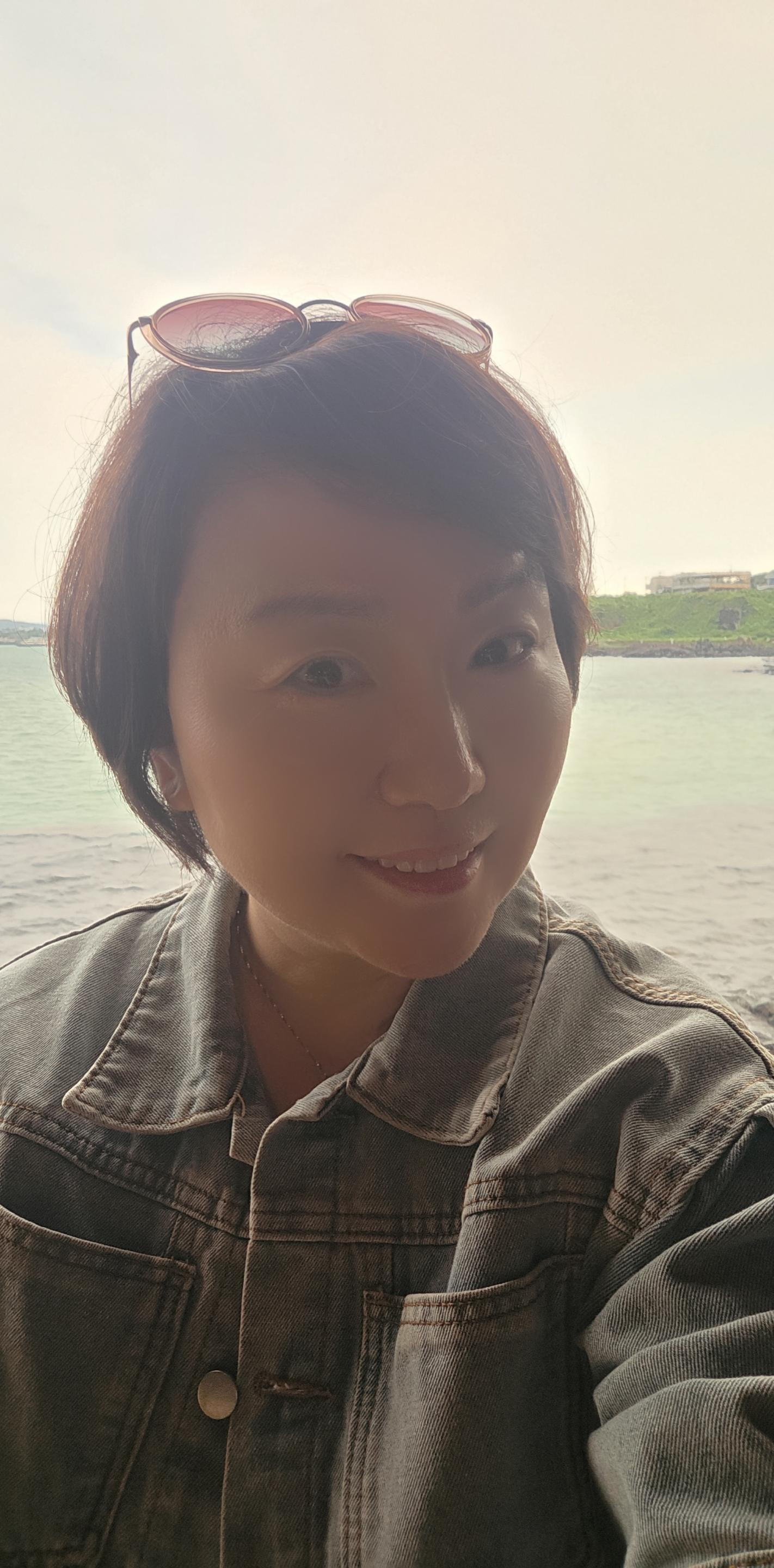 서지원 호스트